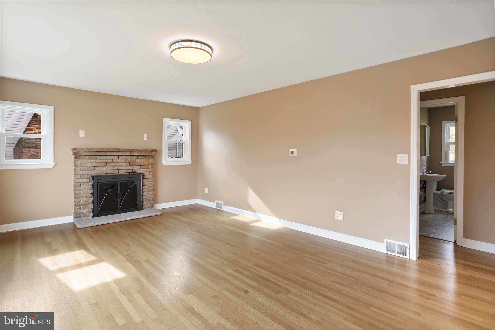 HAGERSTOWN - Residential