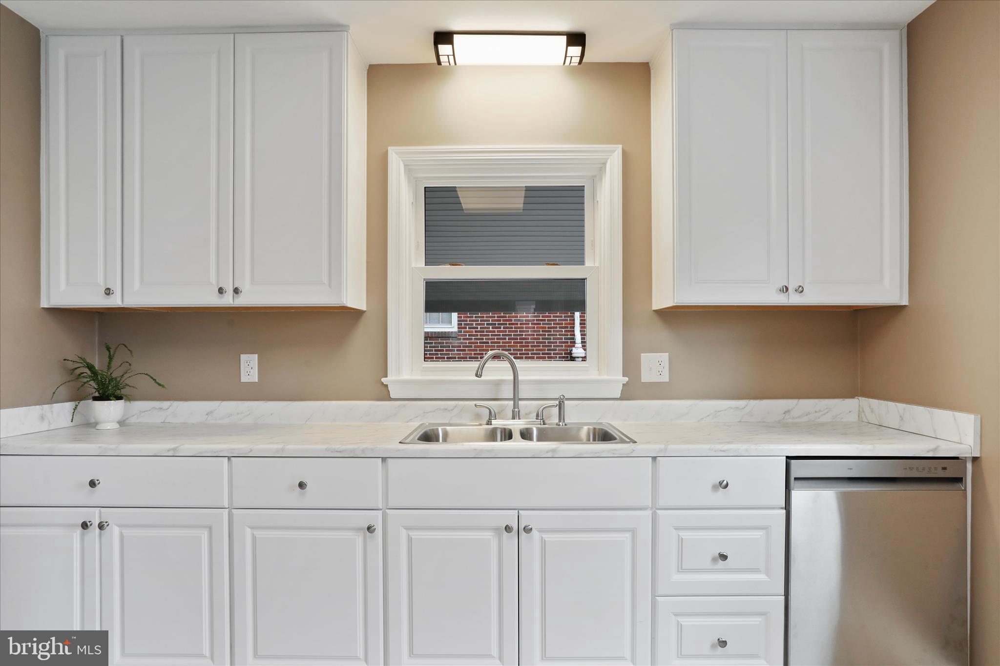 HAGERSTOWN - Residential