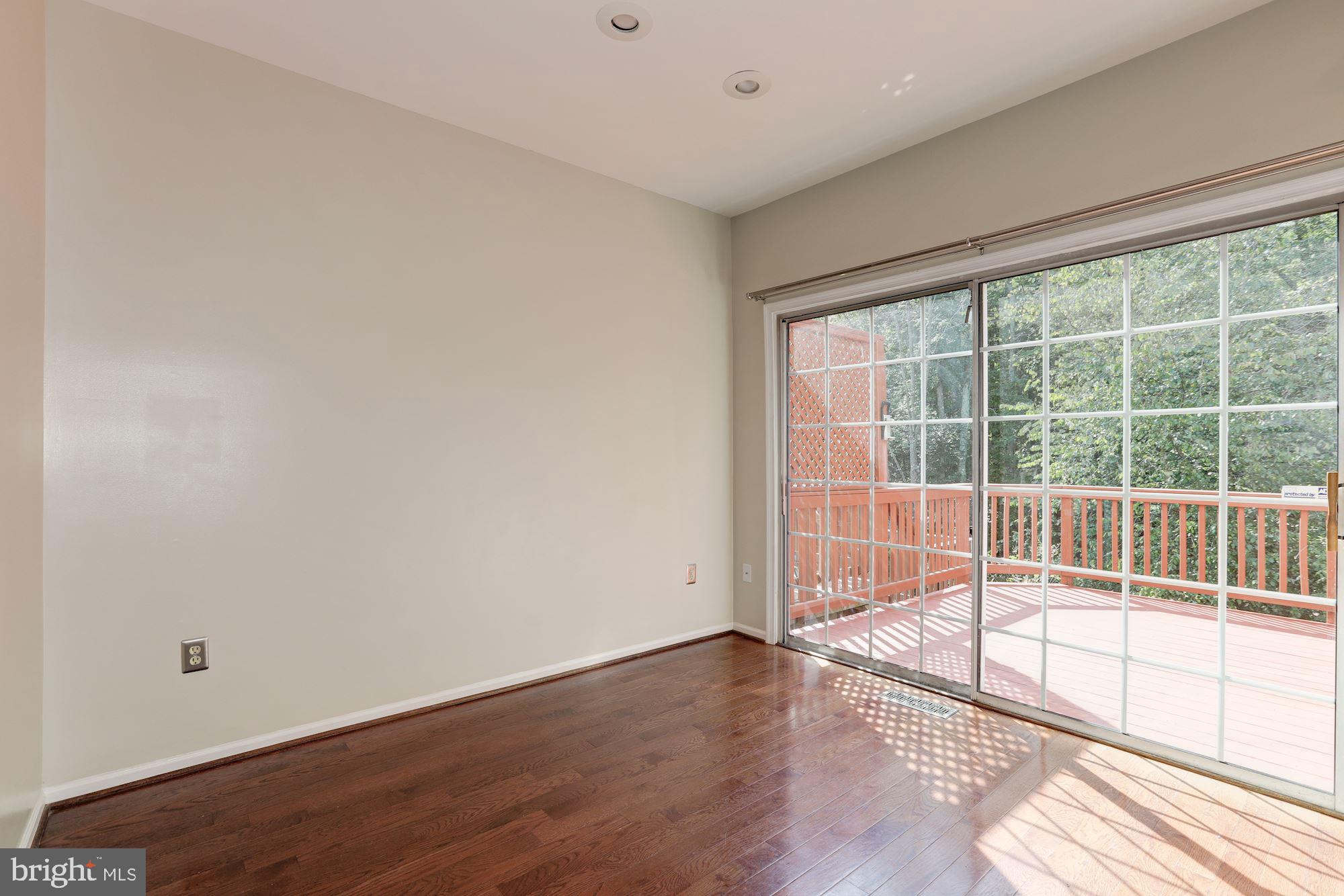 WOODSTONE - Residential Lease