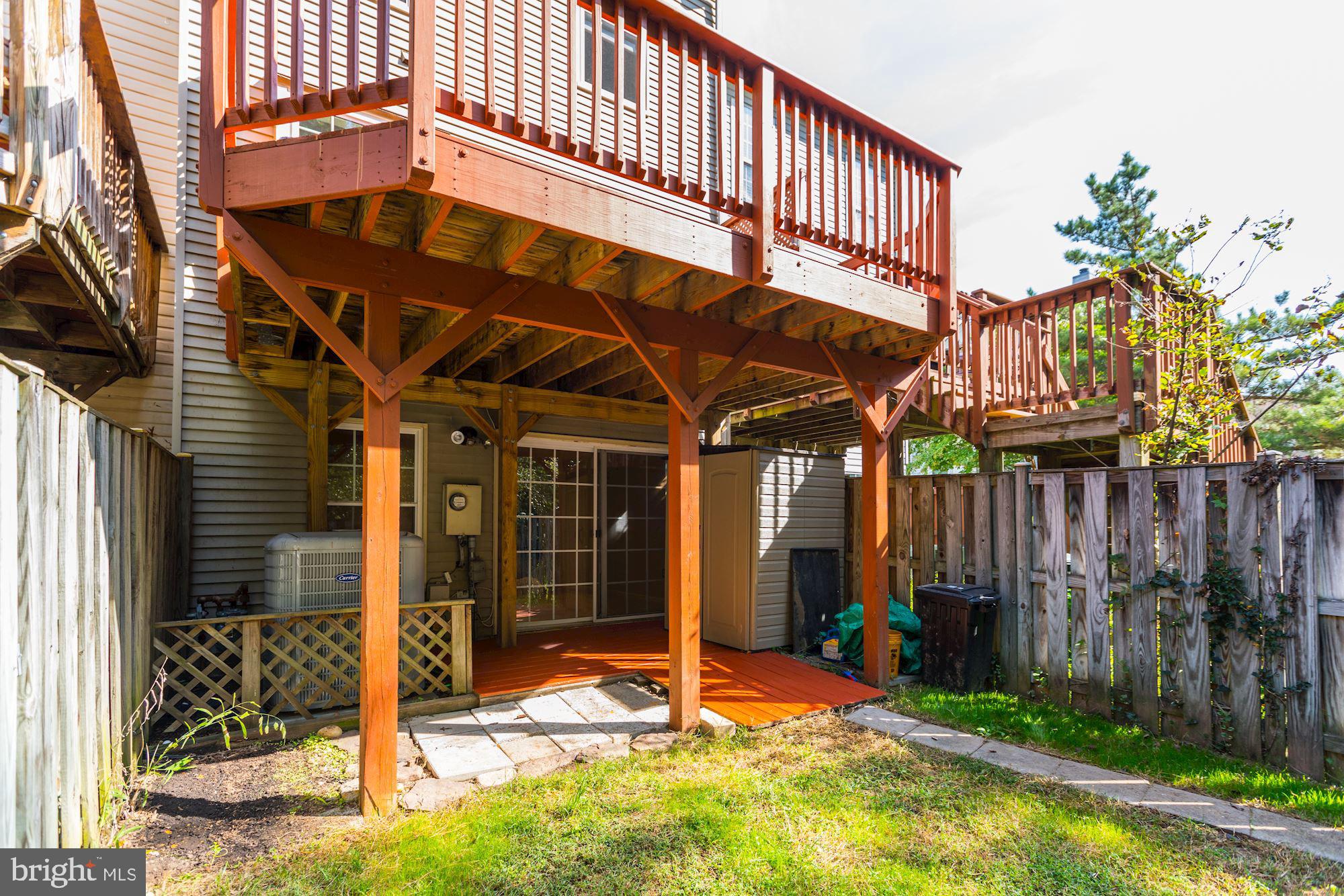 WOODSTONE - Residential Lease