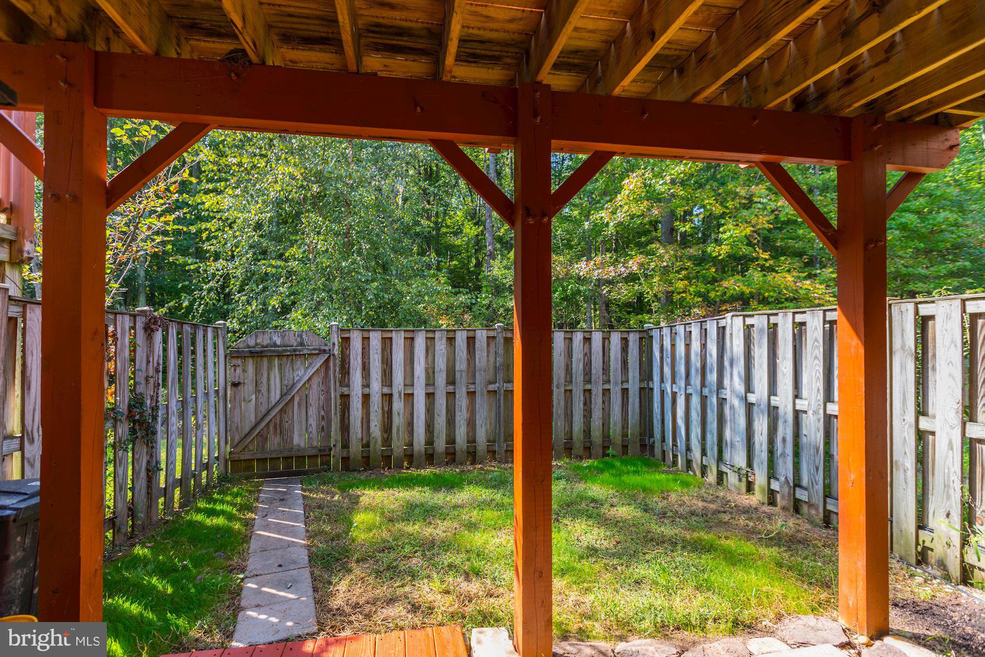 WOODSTONE - Residential Lease