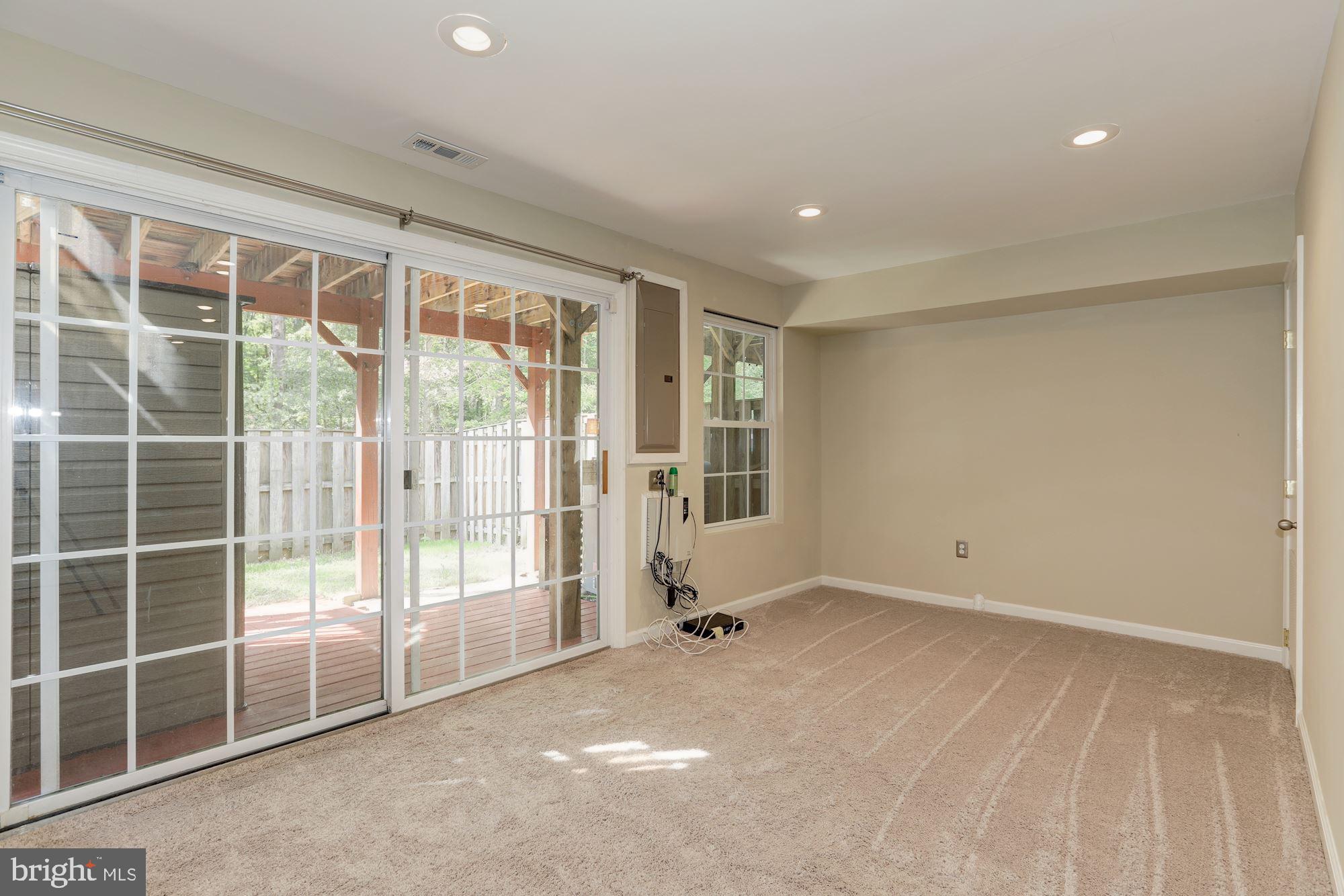 WOODSTONE - Residential Lease