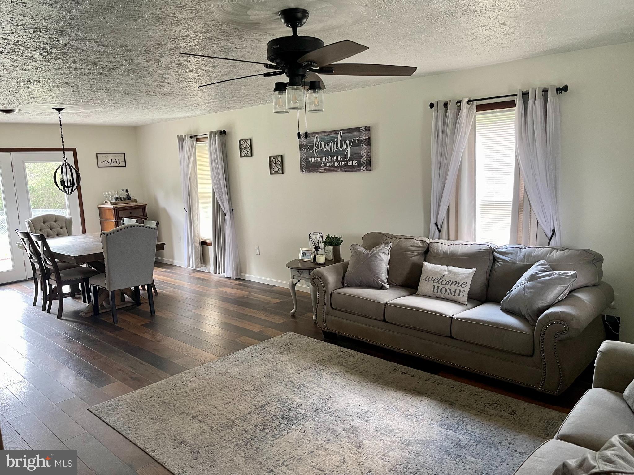 MOUNTAIN VIEW ADDITION - Residential