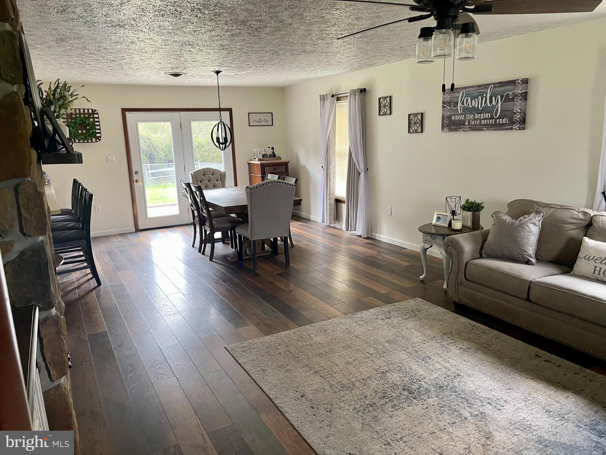 MOUNTAIN VIEW ADDITION - Residential