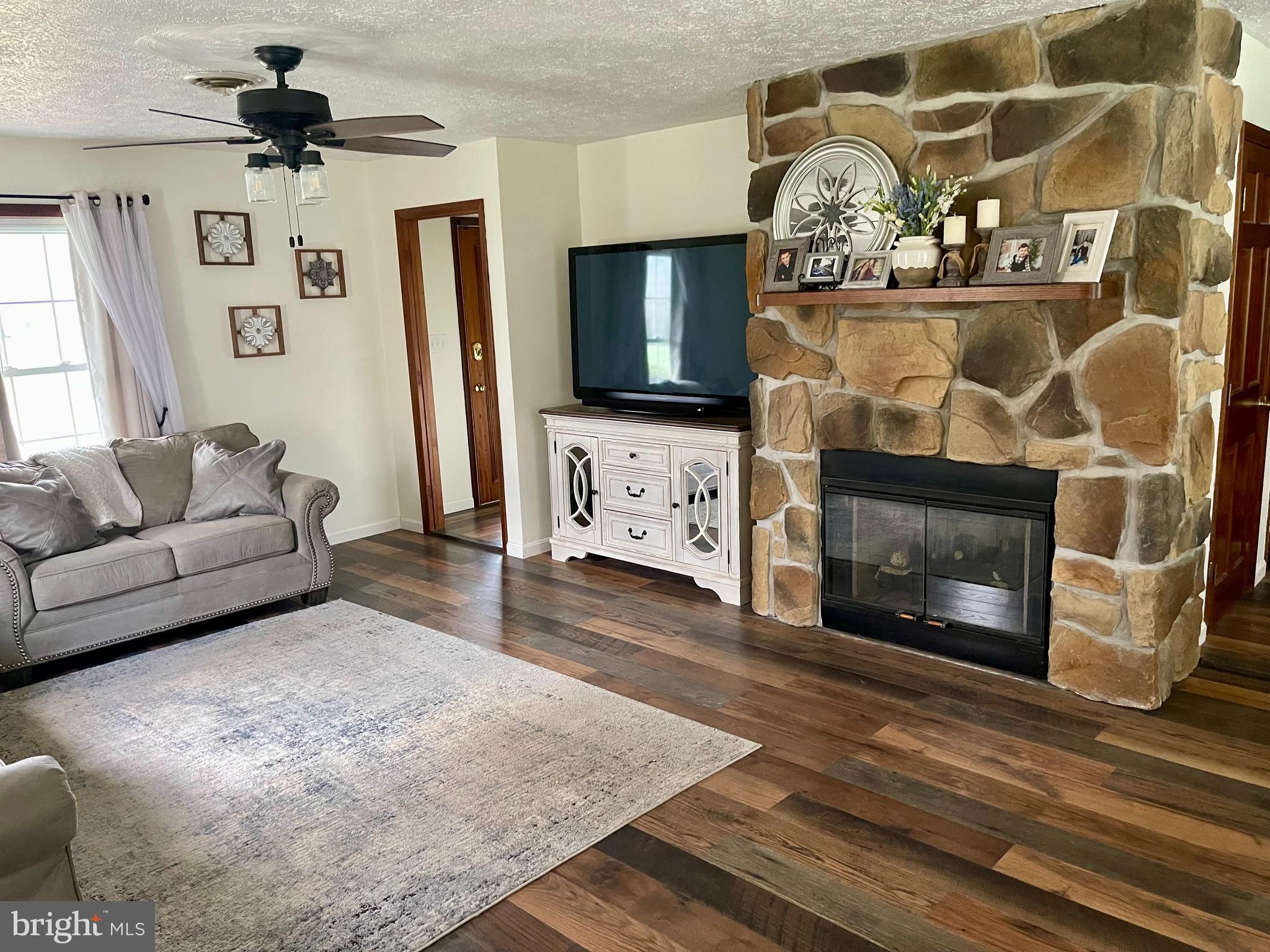 MOUNTAIN VIEW ADDITION - Residential