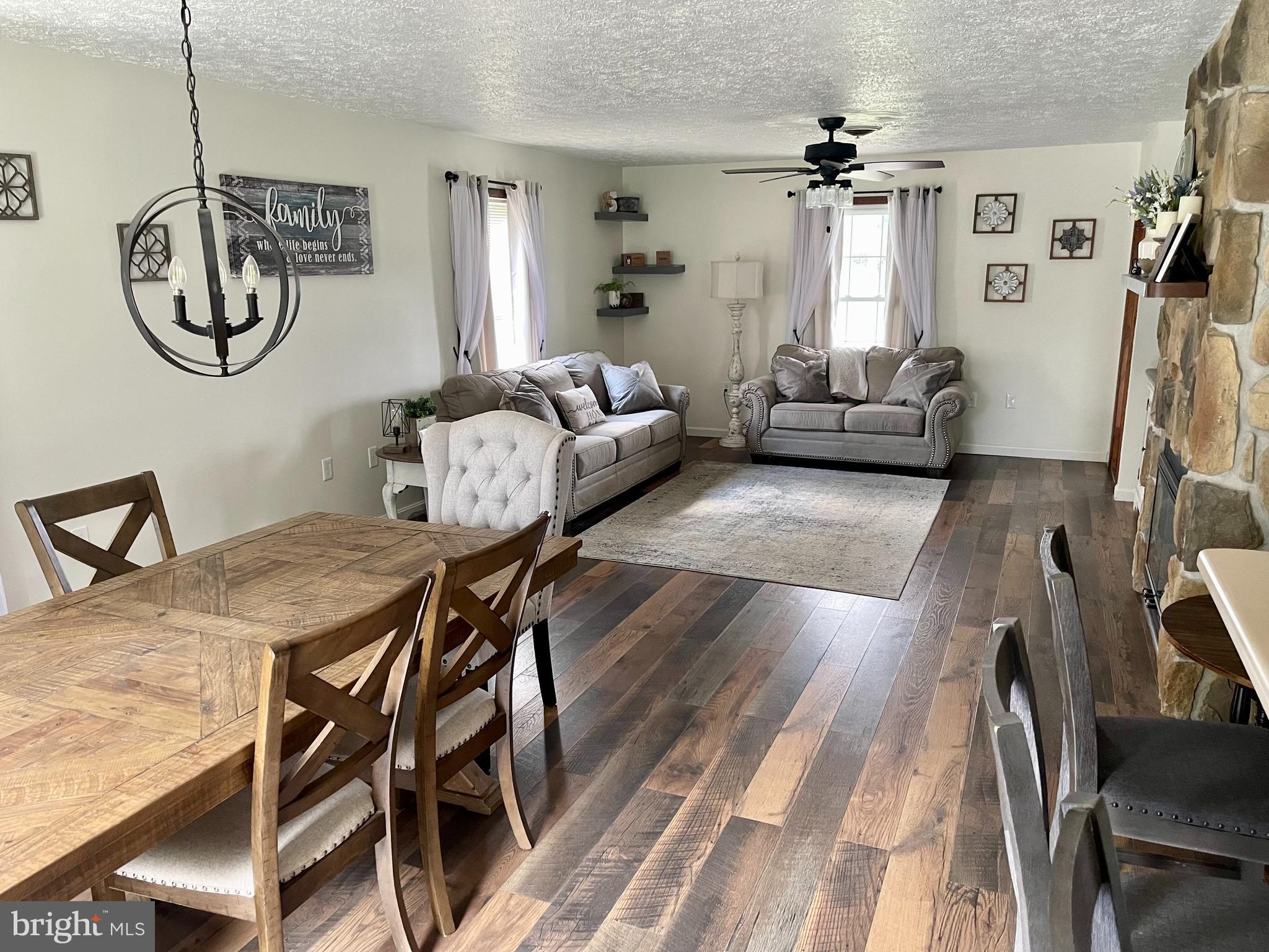 MOUNTAIN VIEW ADDITION - Residential