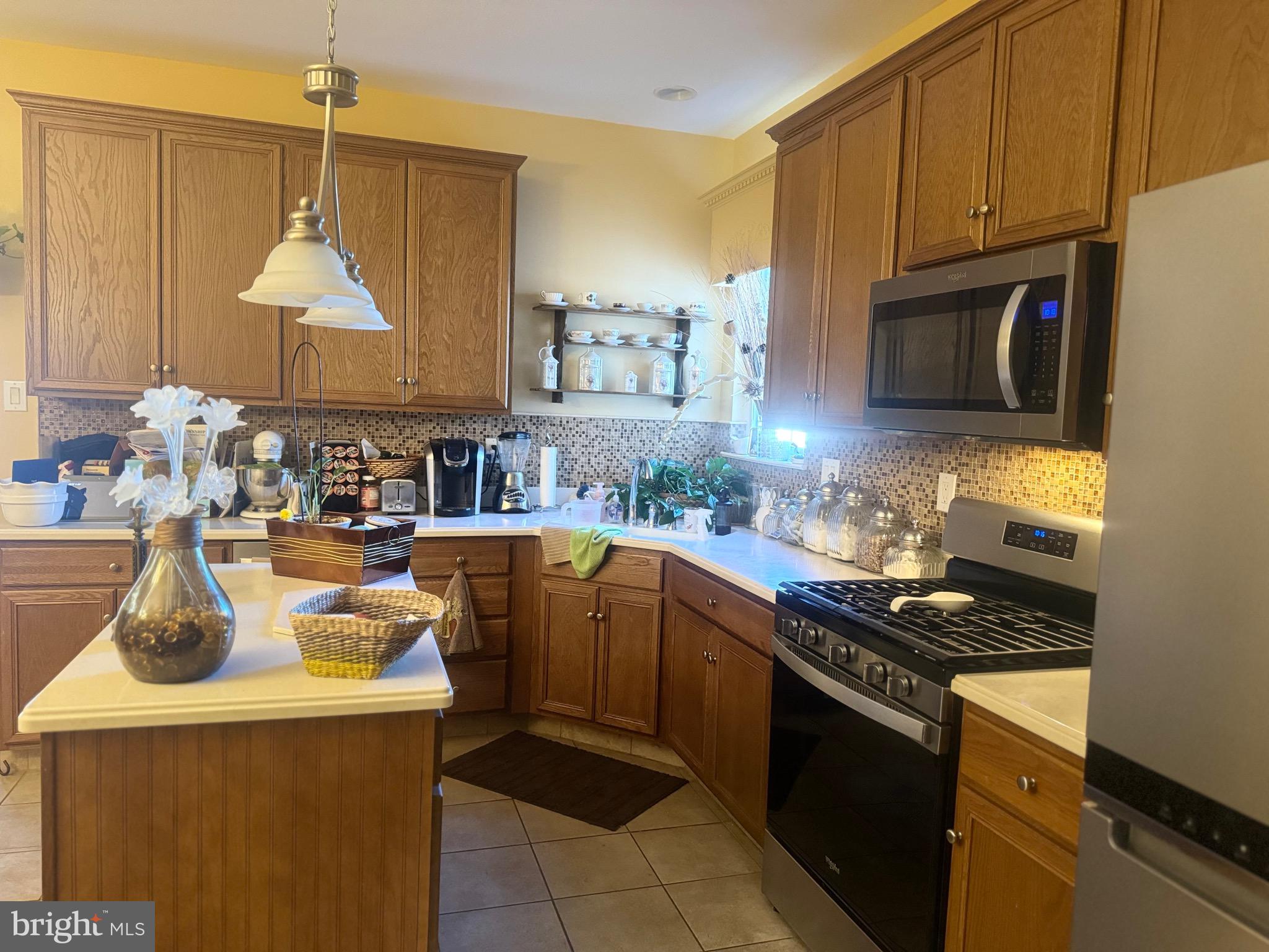 VILLAGES AT HILLVIEW - Residential