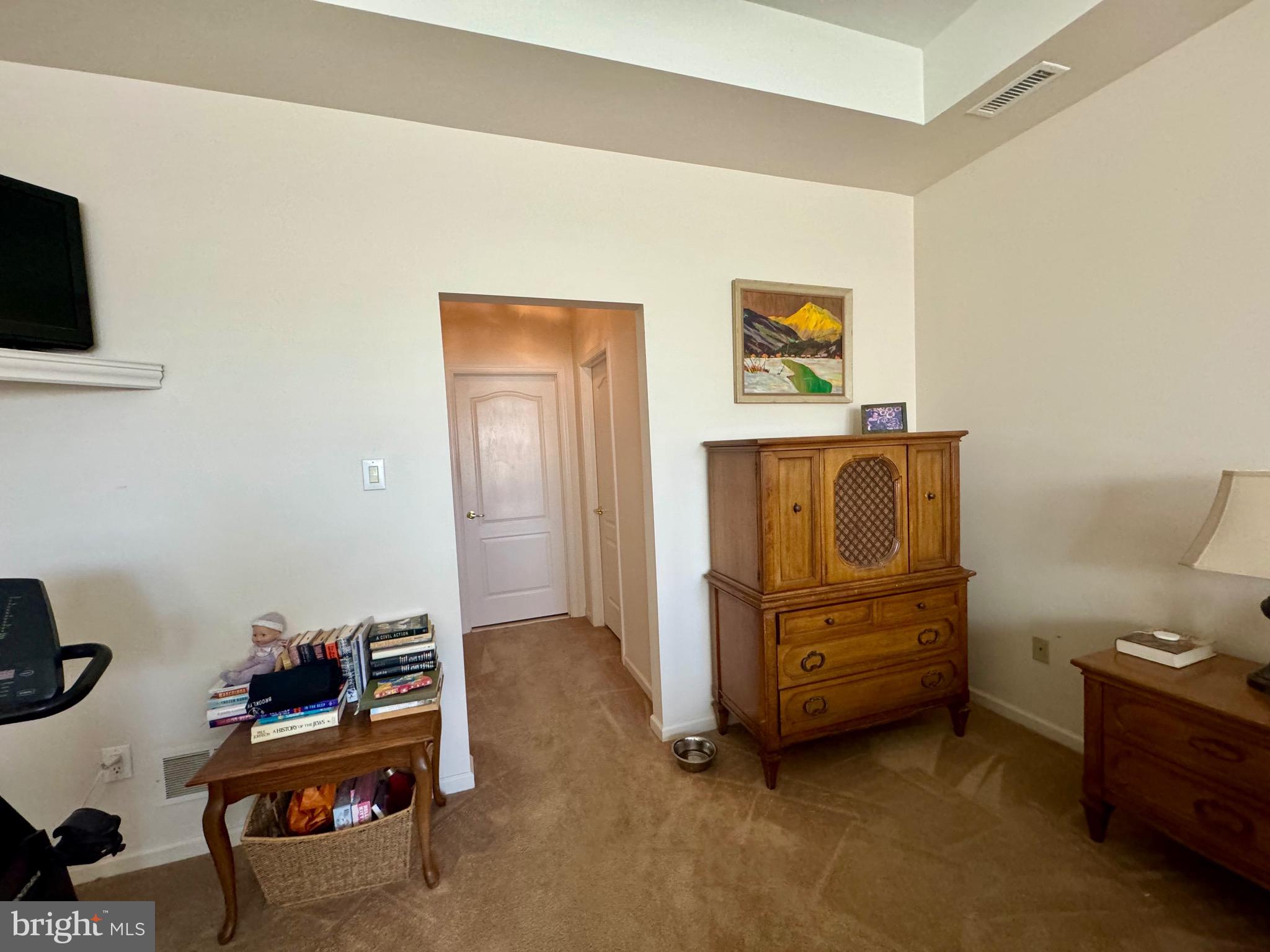 VILLAGES AT HILLVIEW - Residential