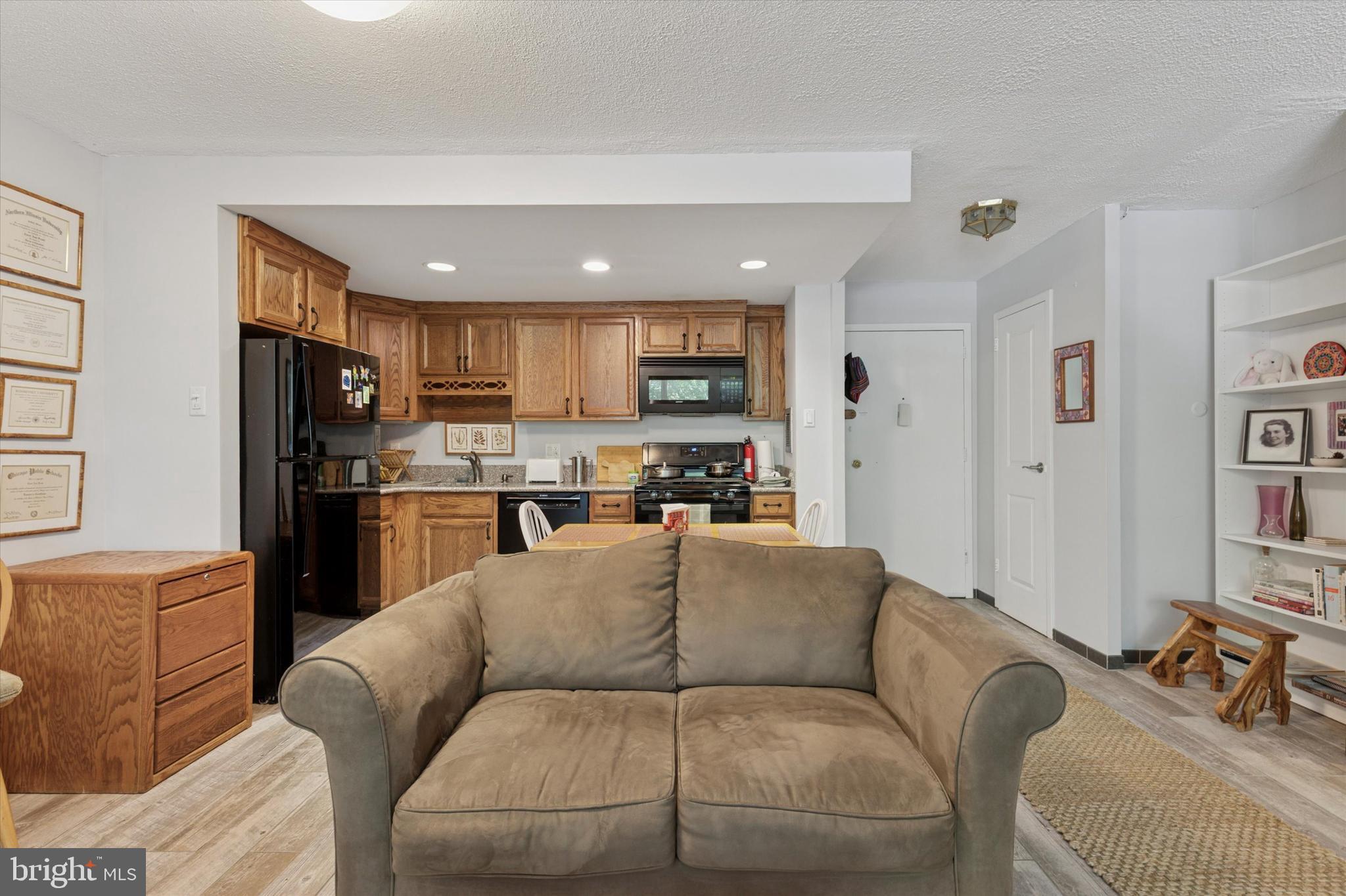 BEAVER HILL - Residential