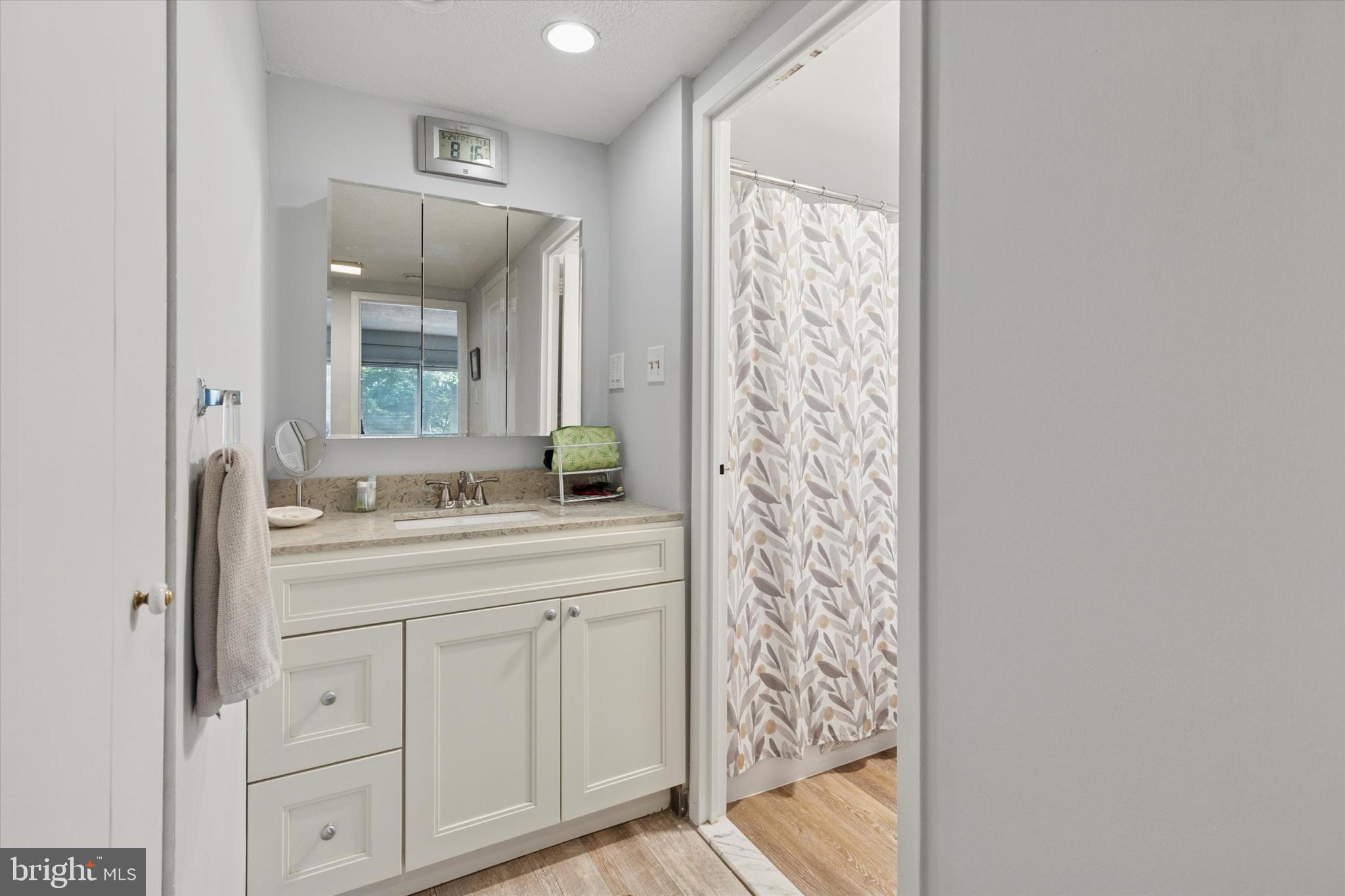 BEAVER HILL - Residential