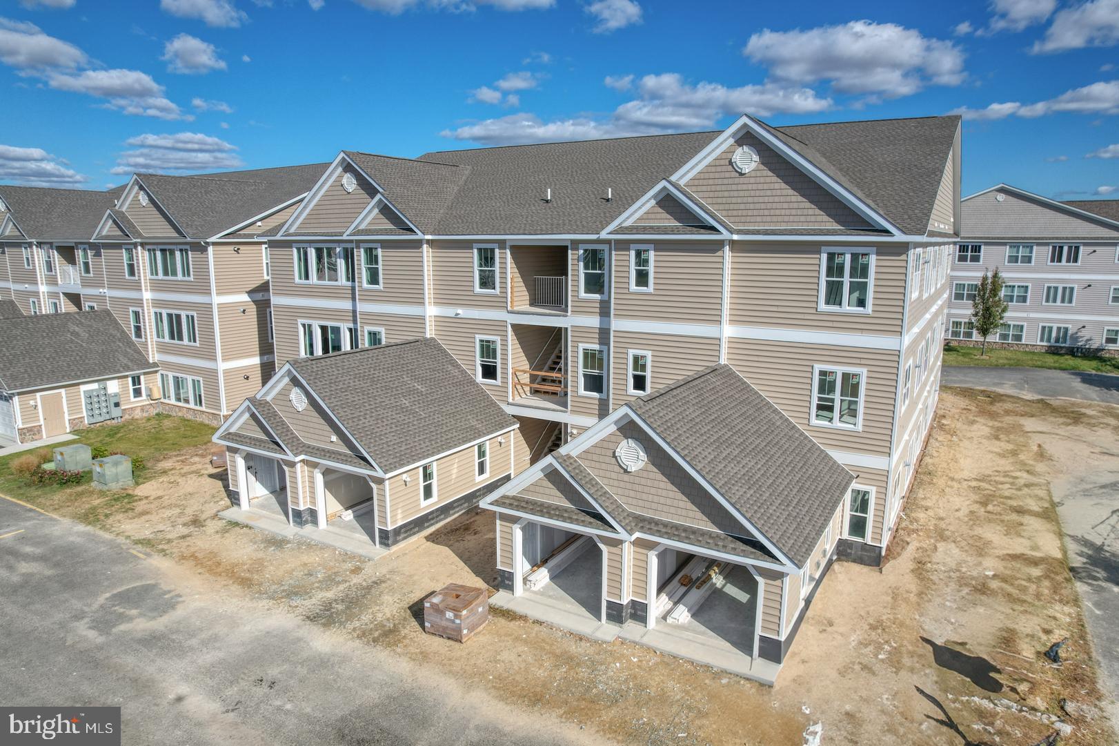 HEARTHSTONE MANOR - Residential