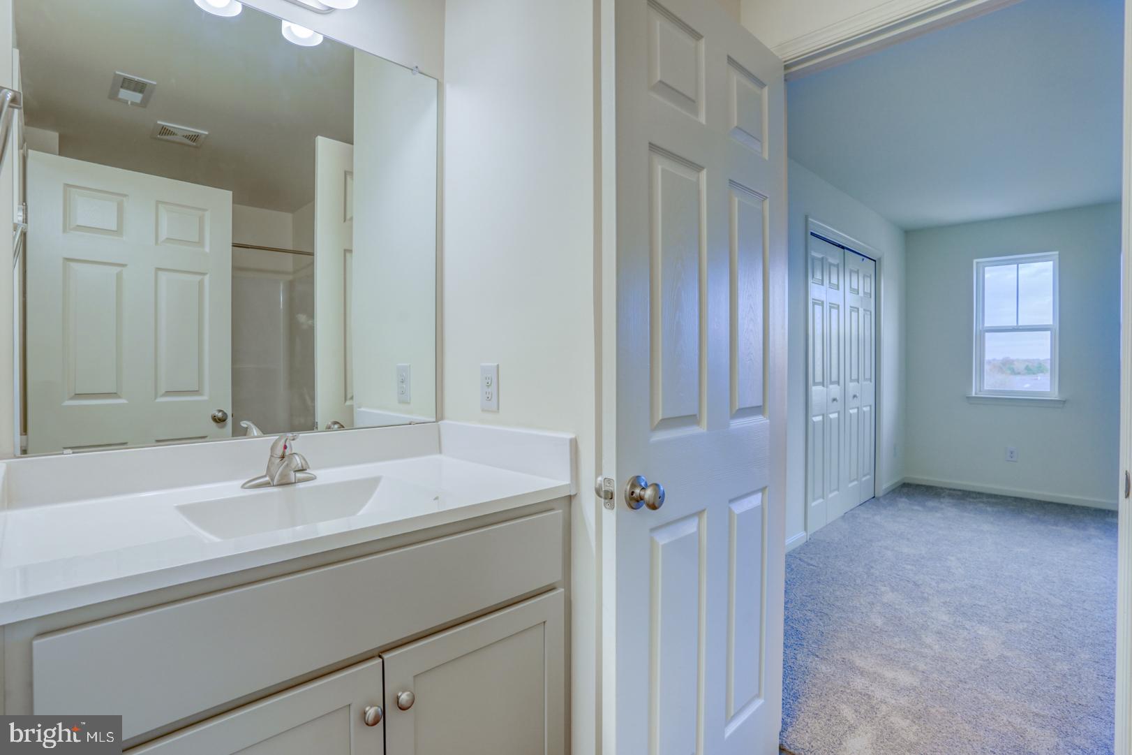 HEARTHSTONE MANOR - Residential