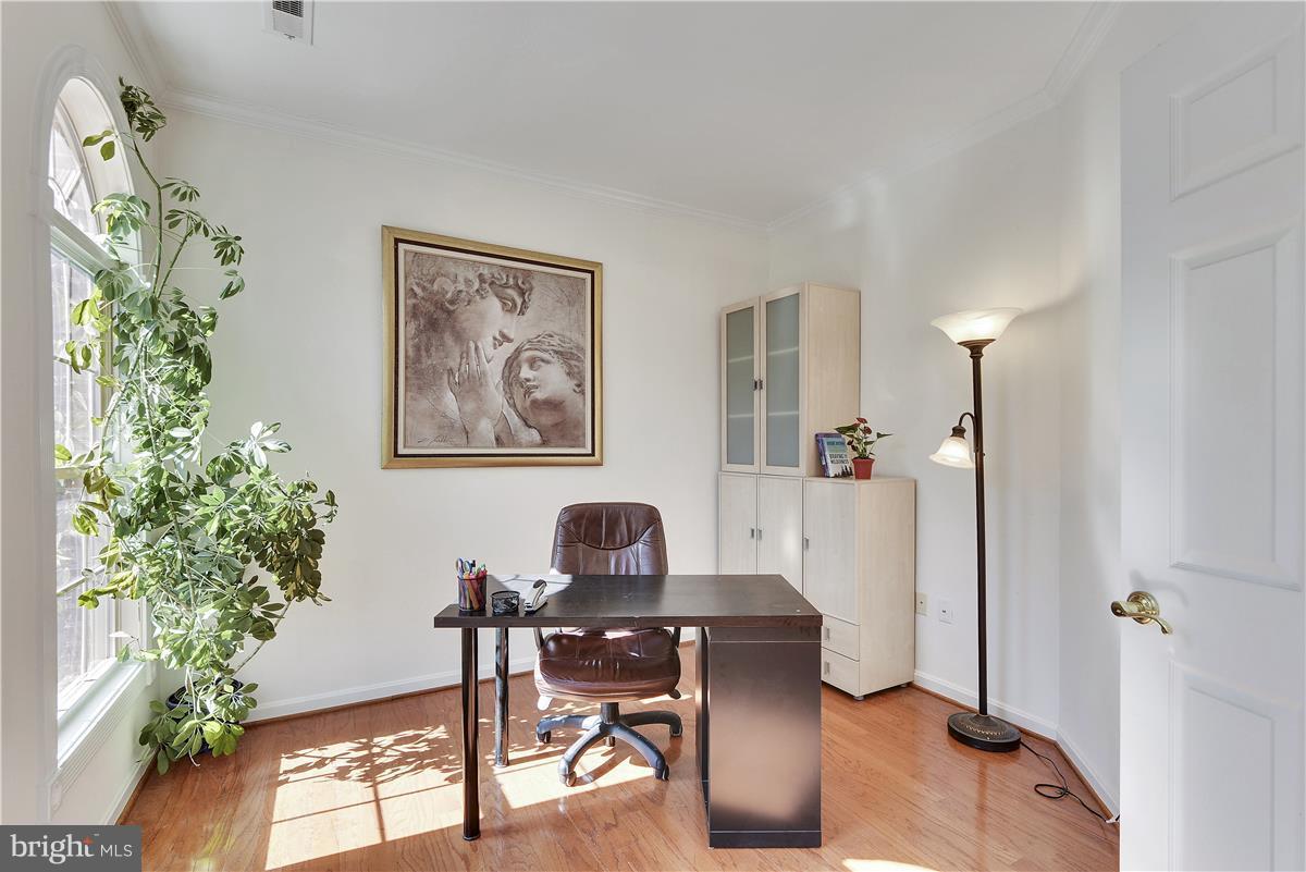 FAIRDALE - Residential