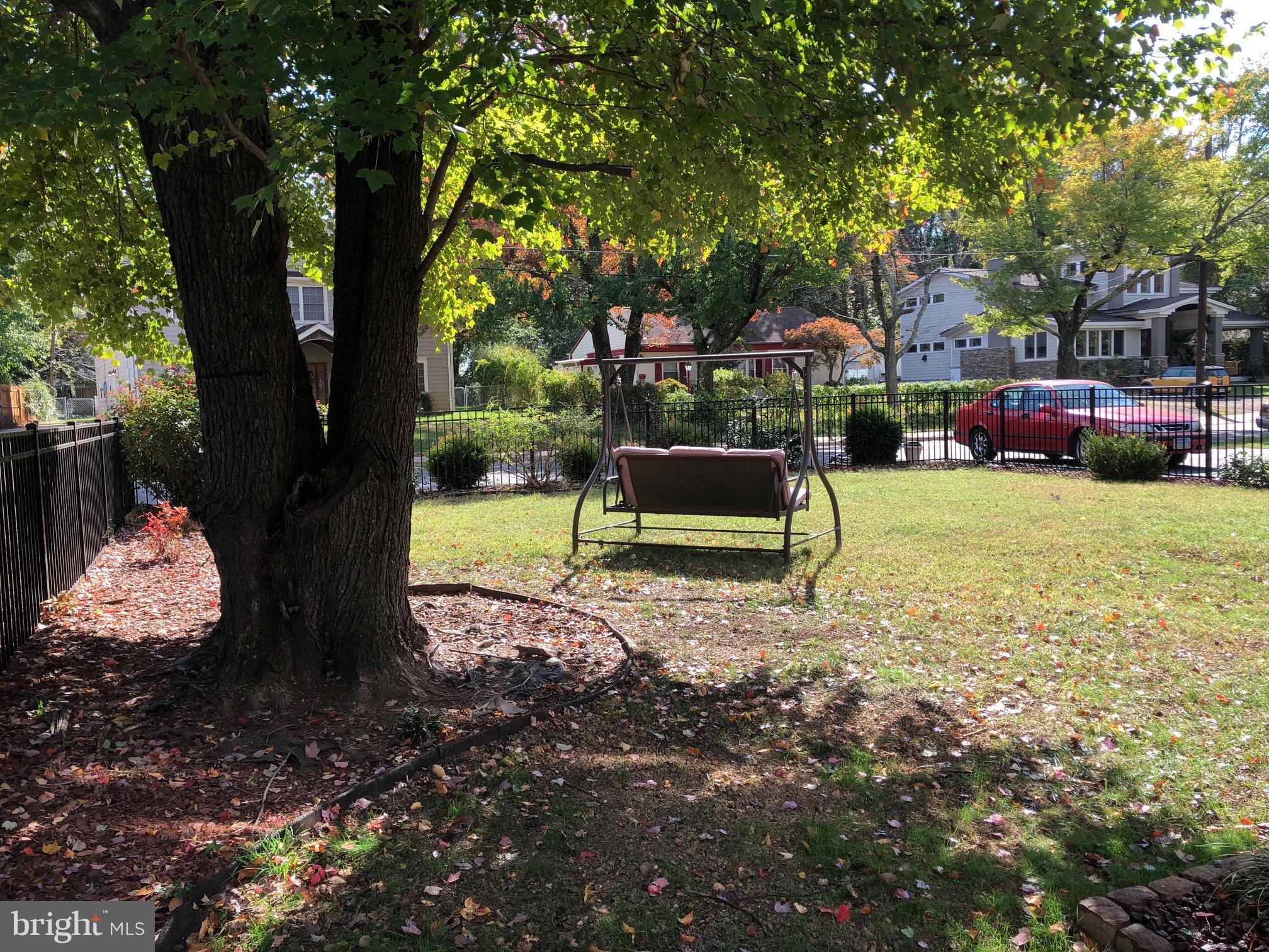 FAIRDALE - Residential