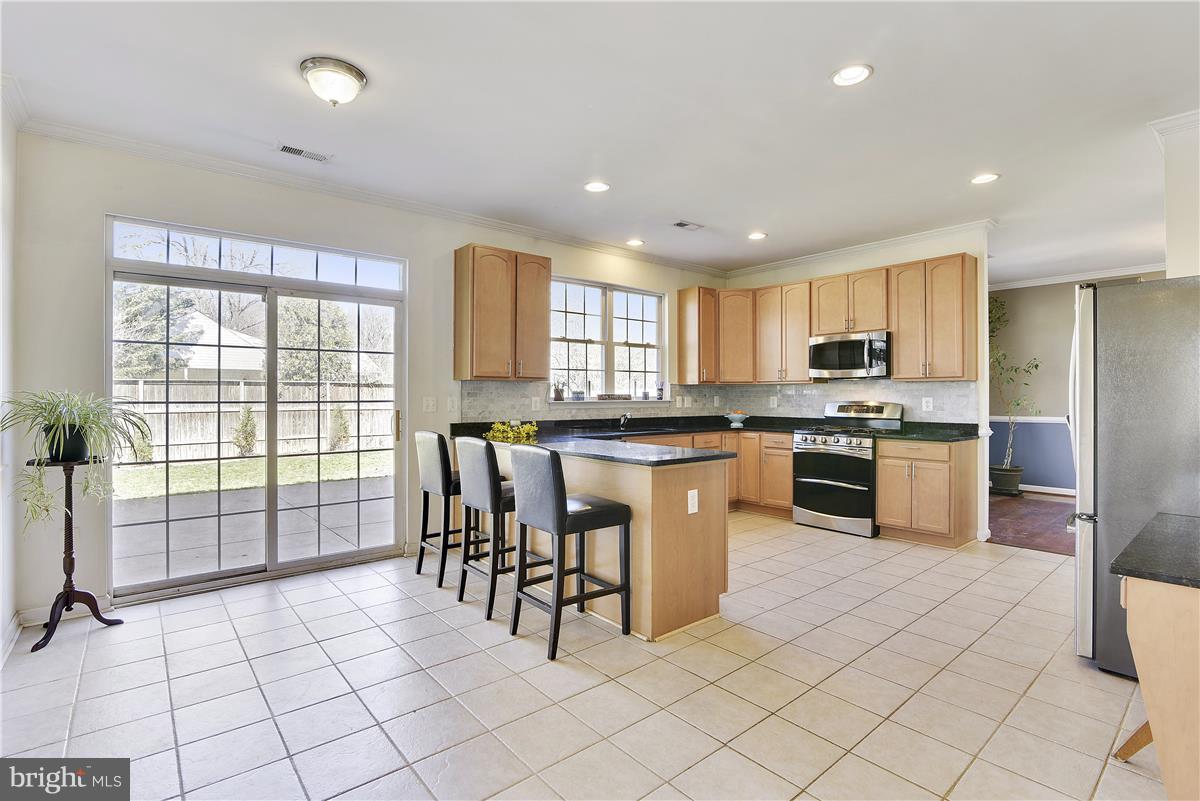 FAIRDALE - Residential