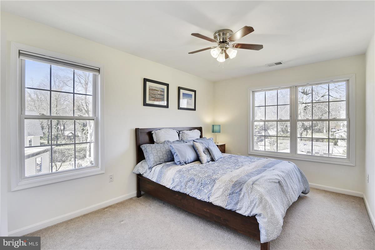 FAIRDALE - Residential