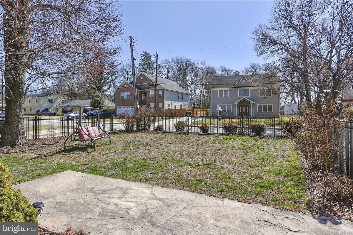 FAIRDALE - Residential