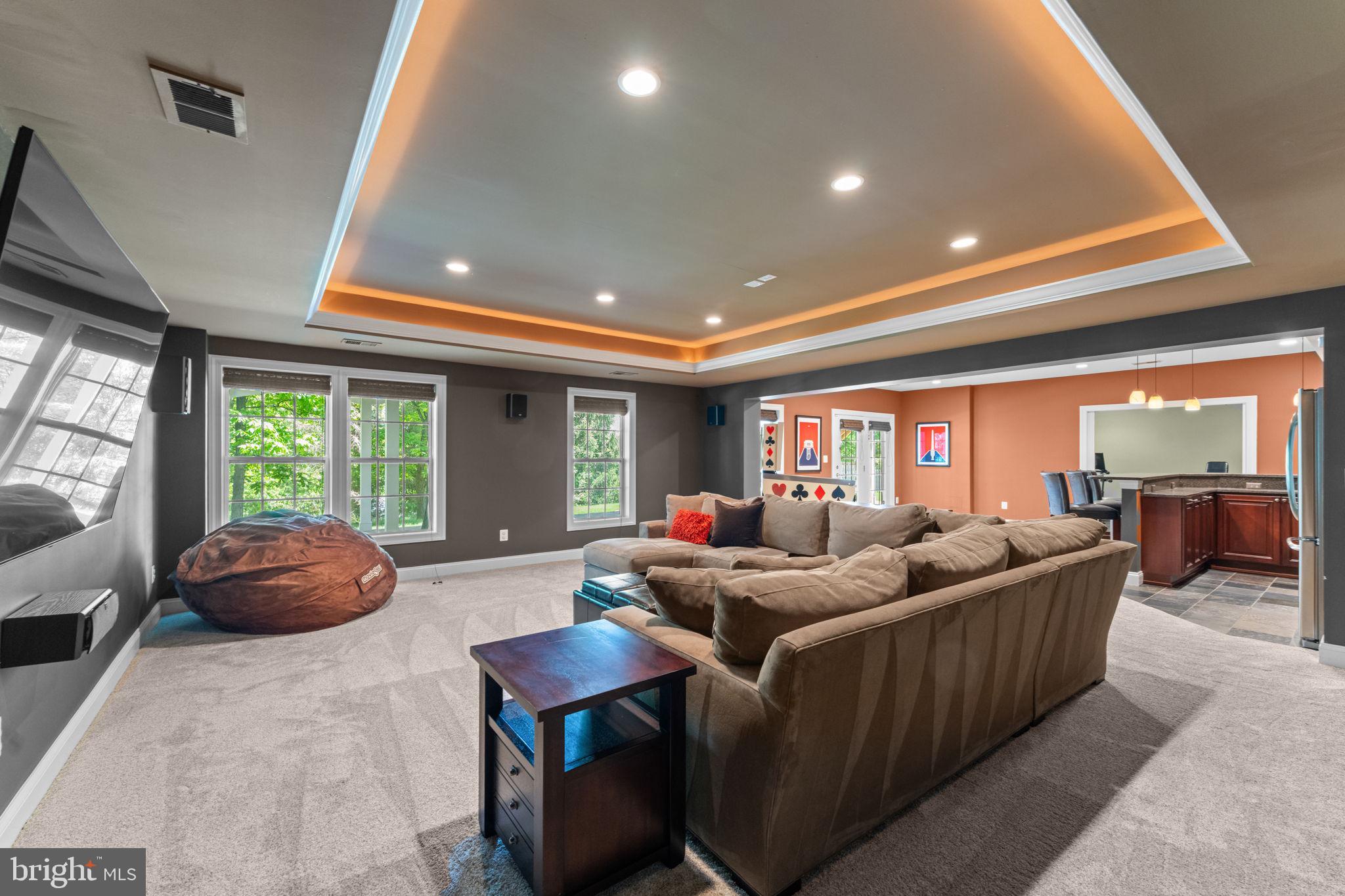 BROADLANDS SOUTH - Residential