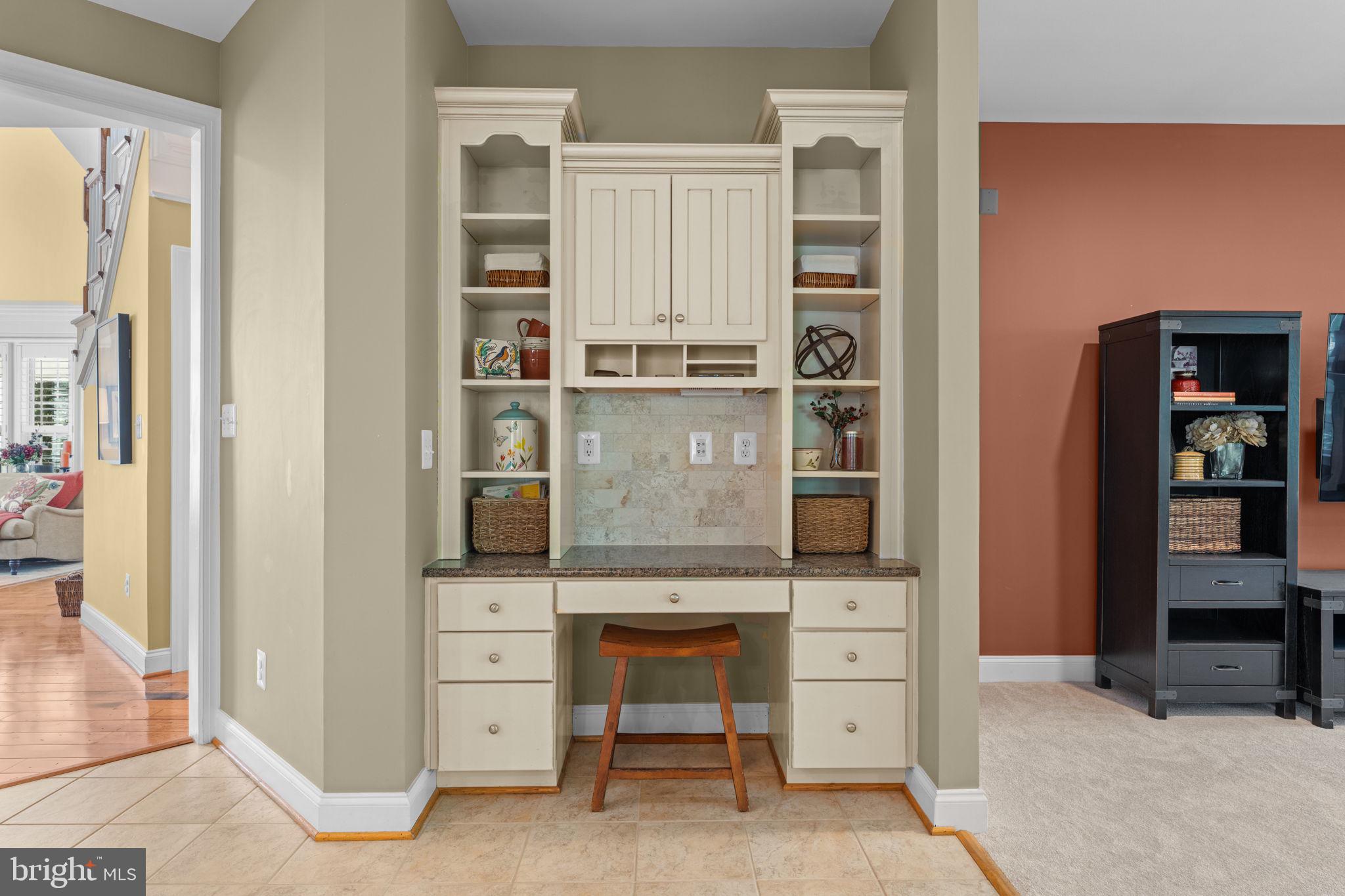 BROADLANDS SOUTH - Residential
