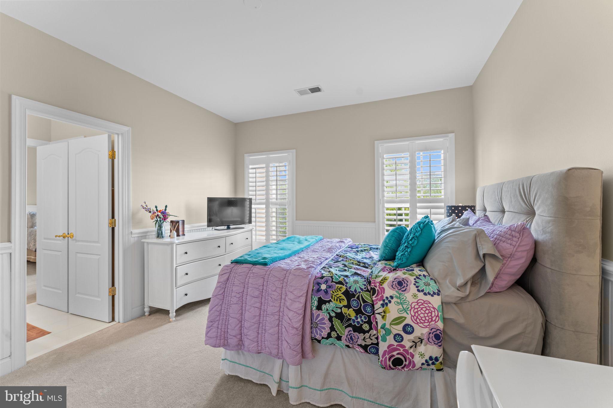 BROADLANDS SOUTH - Residential