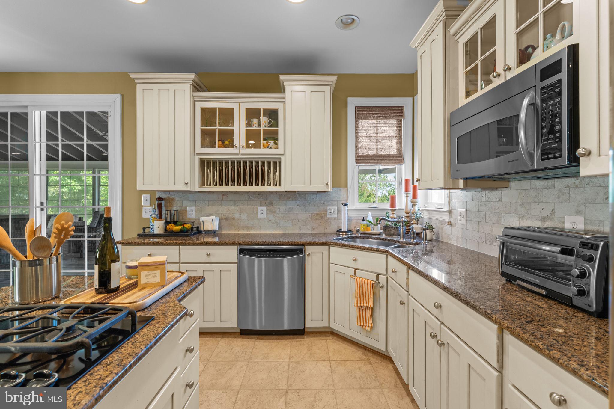 BROADLANDS SOUTH - Residential