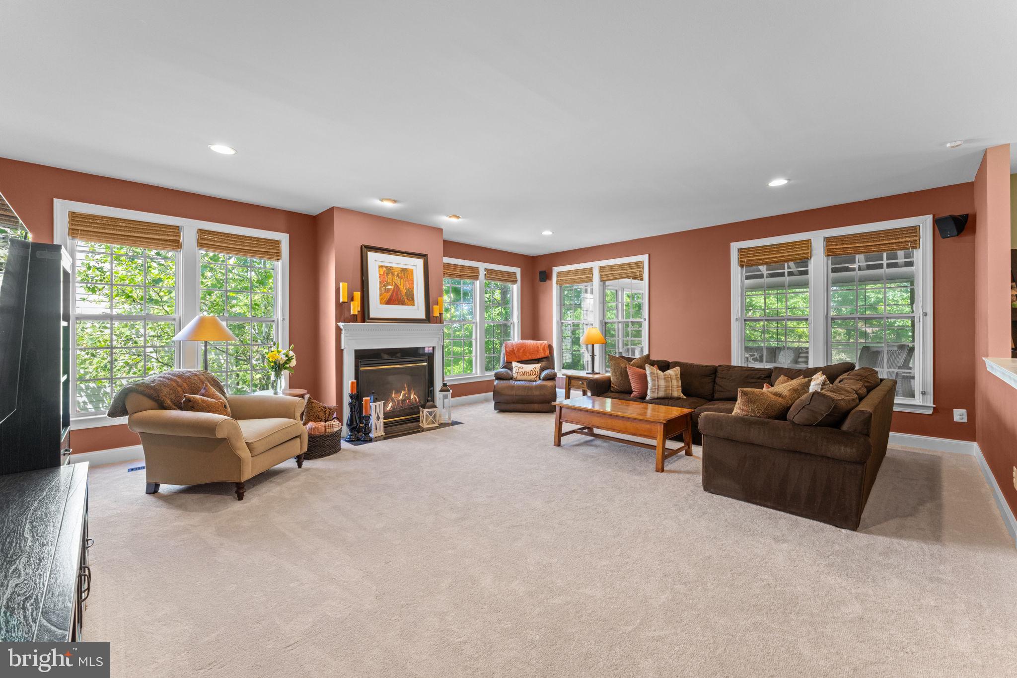 BROADLANDS SOUTH - Residential
