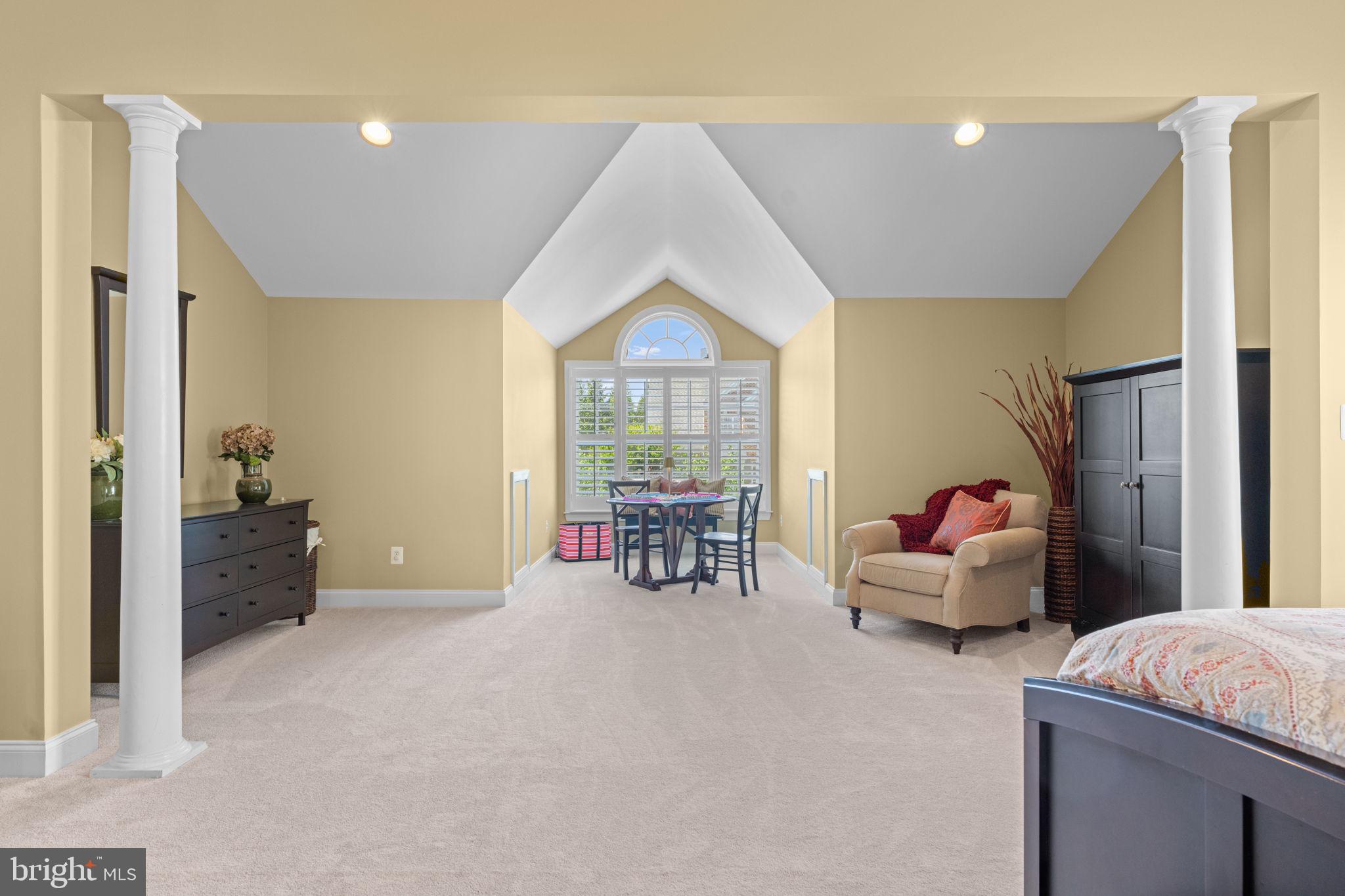 BROADLANDS SOUTH - Residential