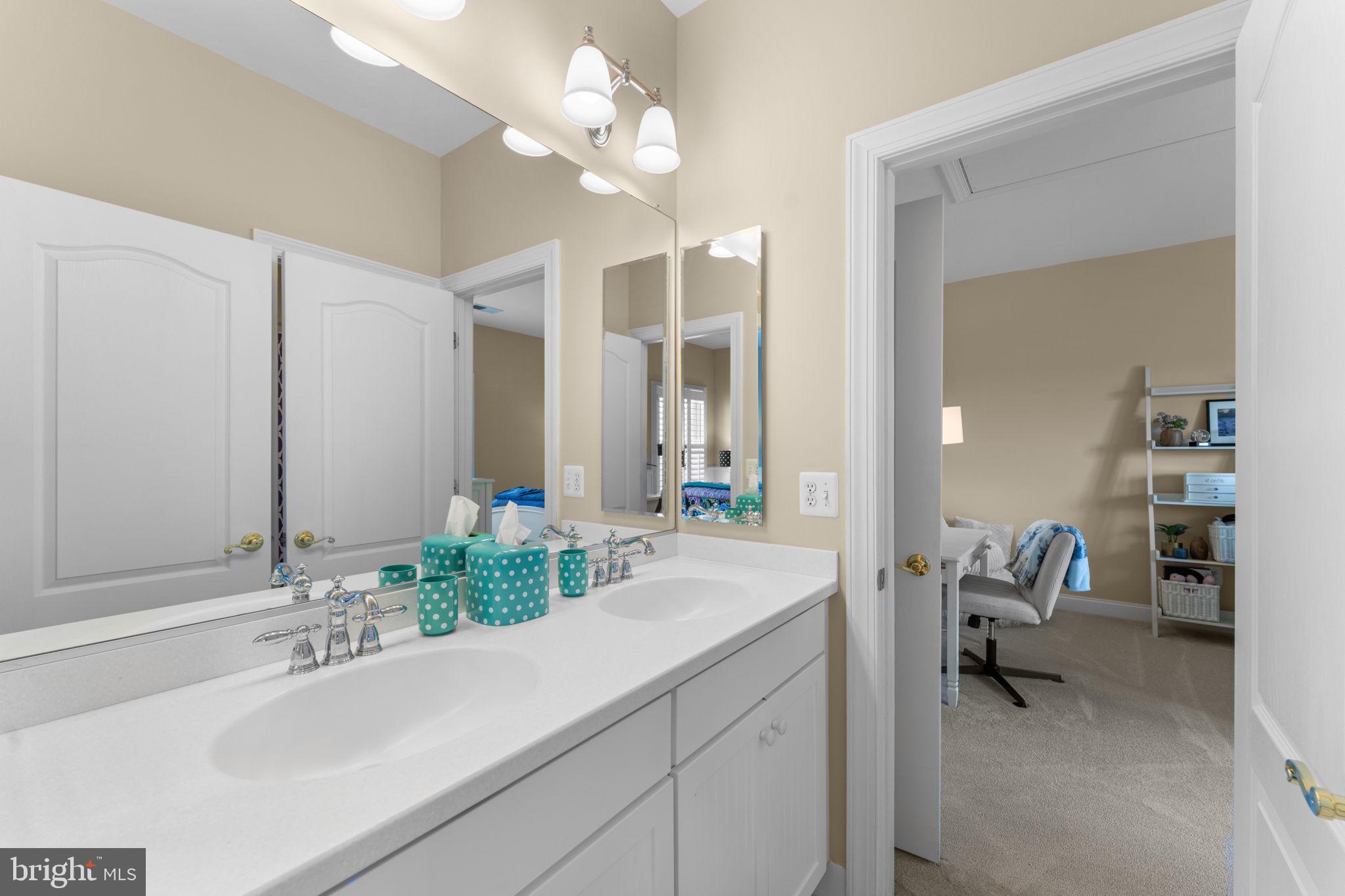 BROADLANDS SOUTH - Residential