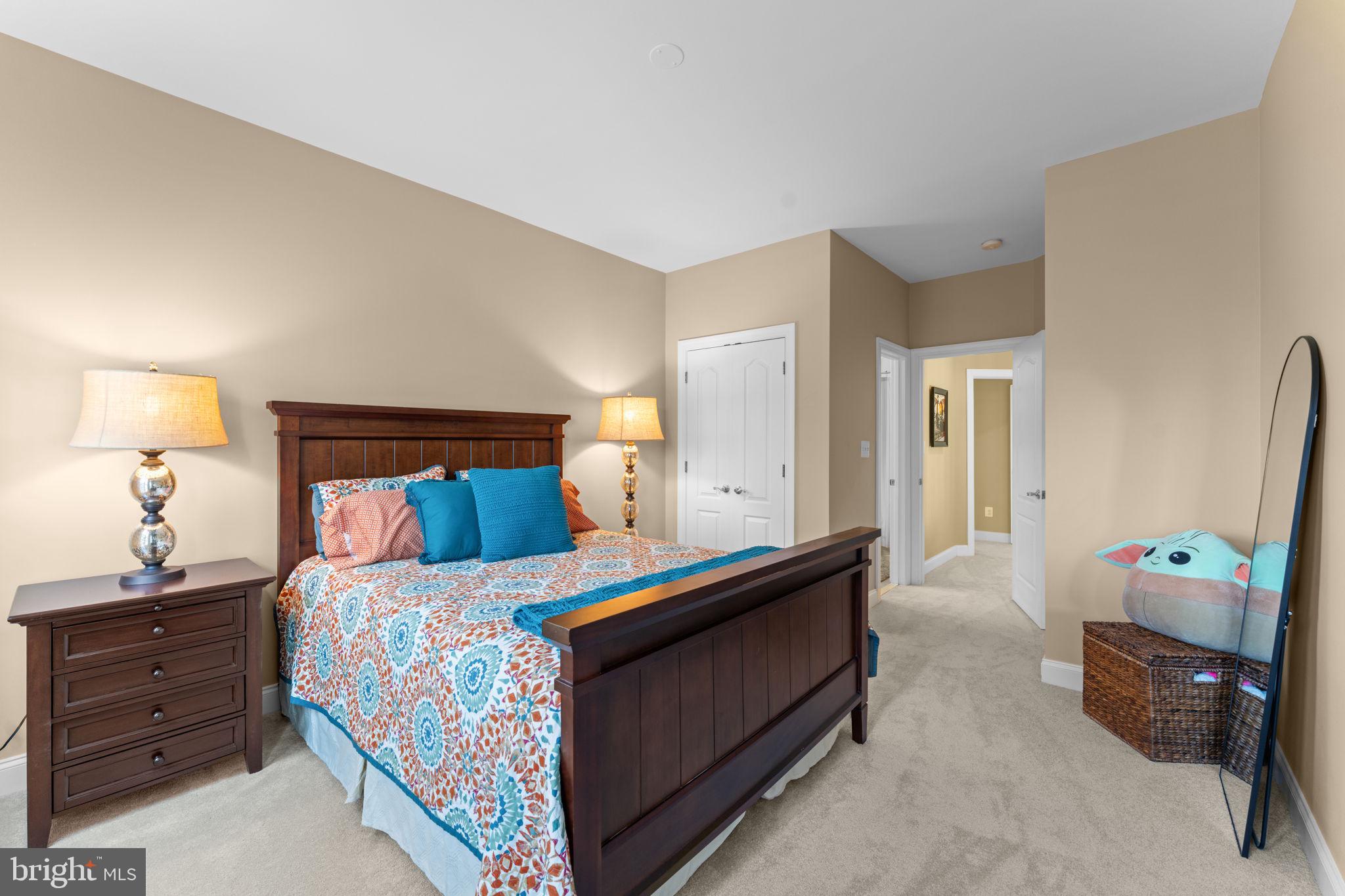 BROADLANDS SOUTH - Residential