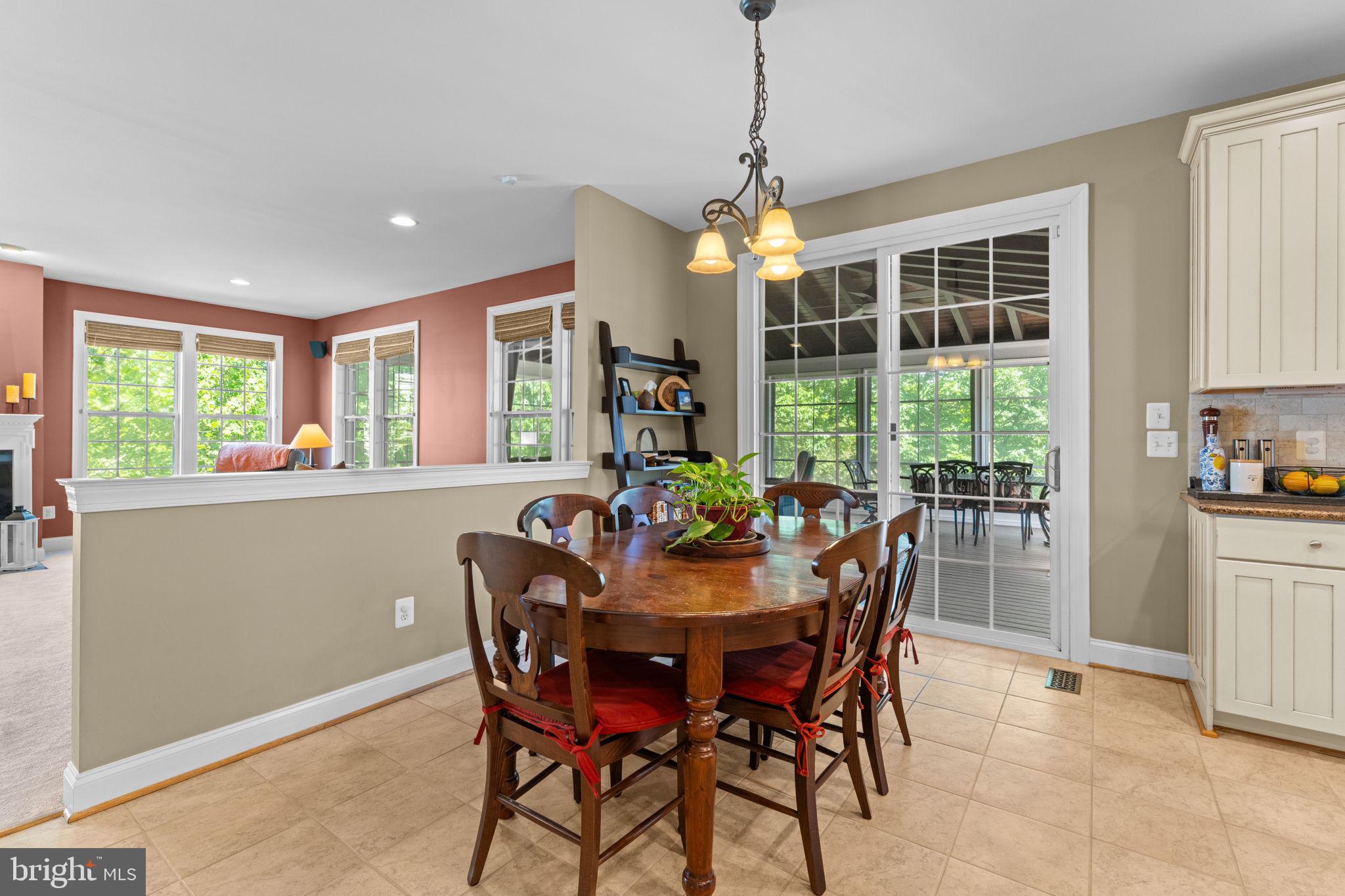 BROADLANDS SOUTH - Residential