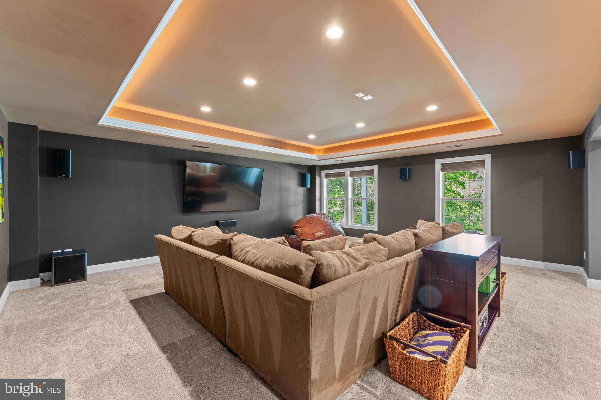 BROADLANDS SOUTH - Residential