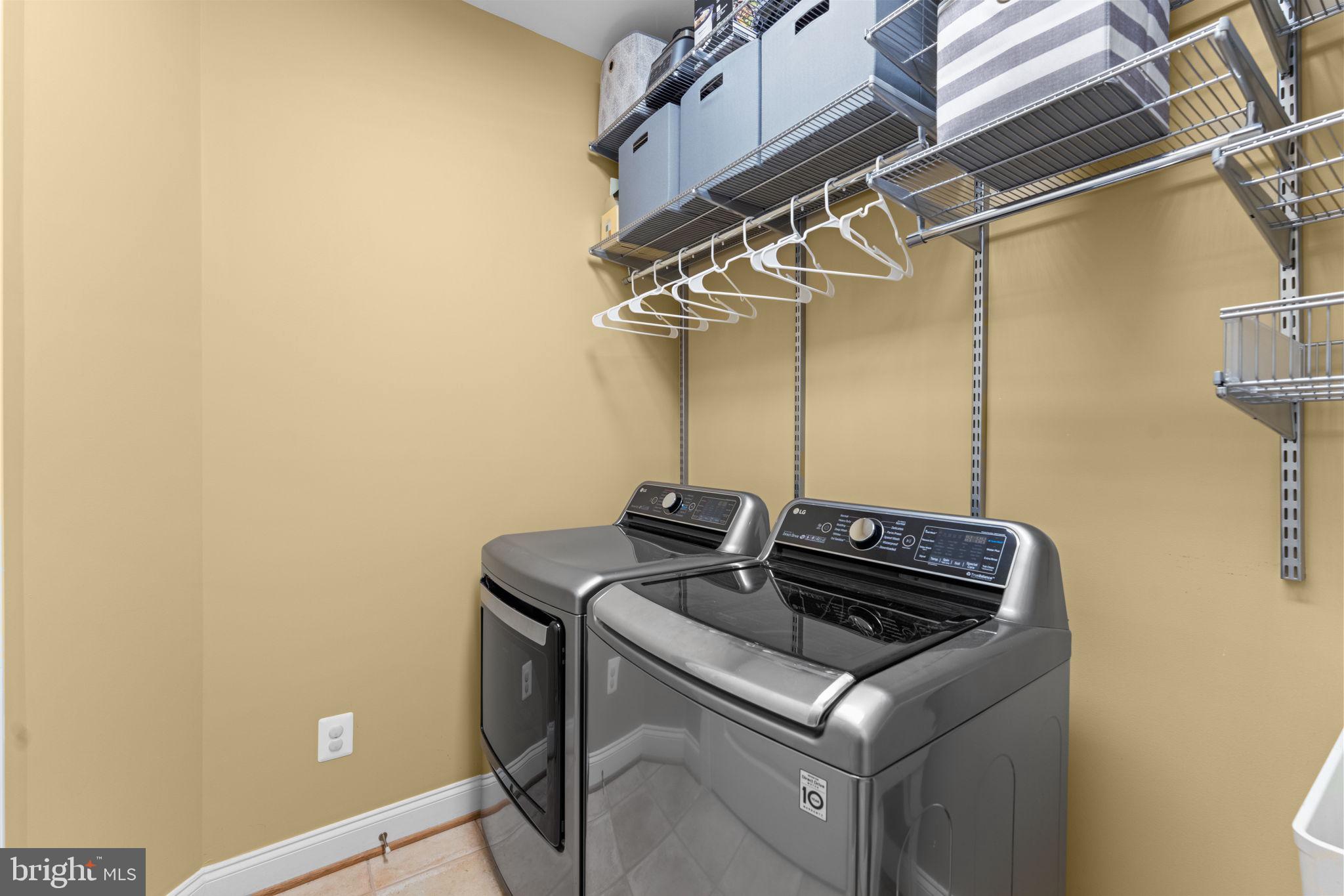 BROADLANDS SOUTH - Residential