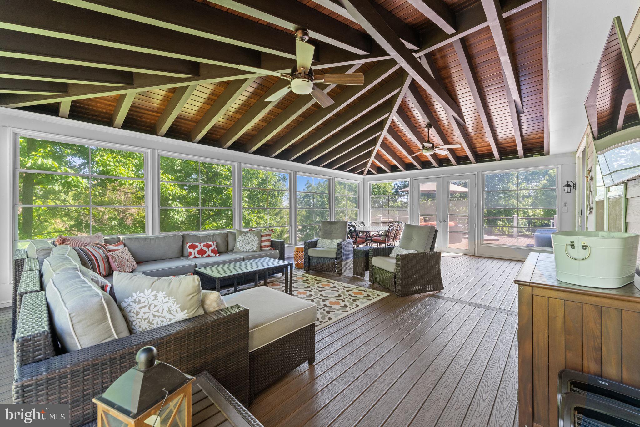 BROADLANDS SOUTH - Residential