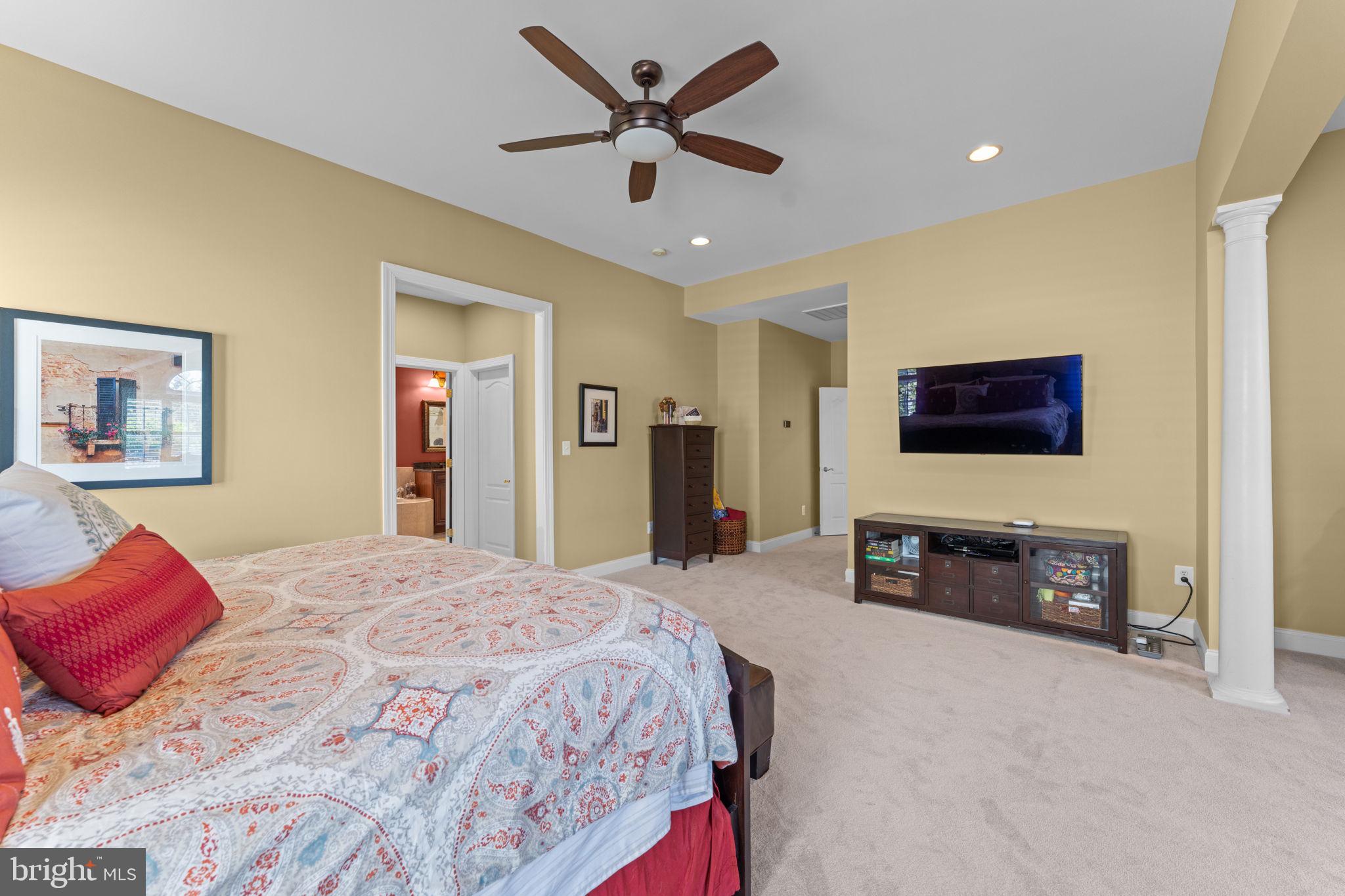 BROADLANDS SOUTH - Residential