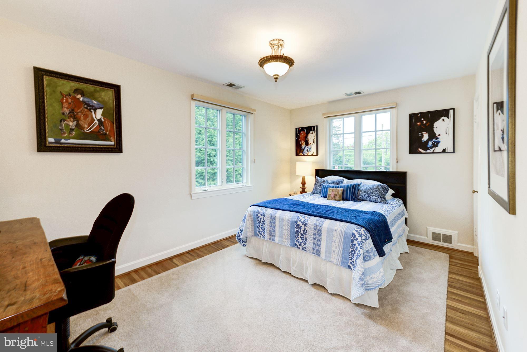 CHEVY CHASE - Residential