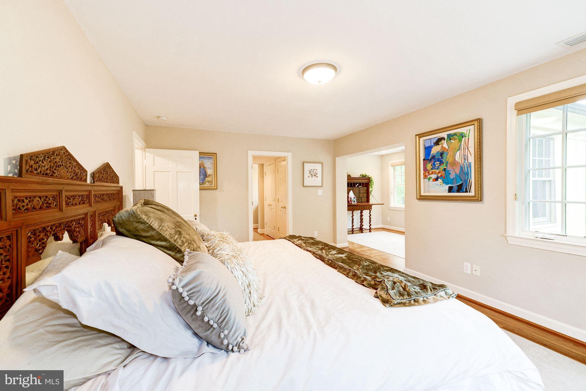 CHEVY CHASE - Residential