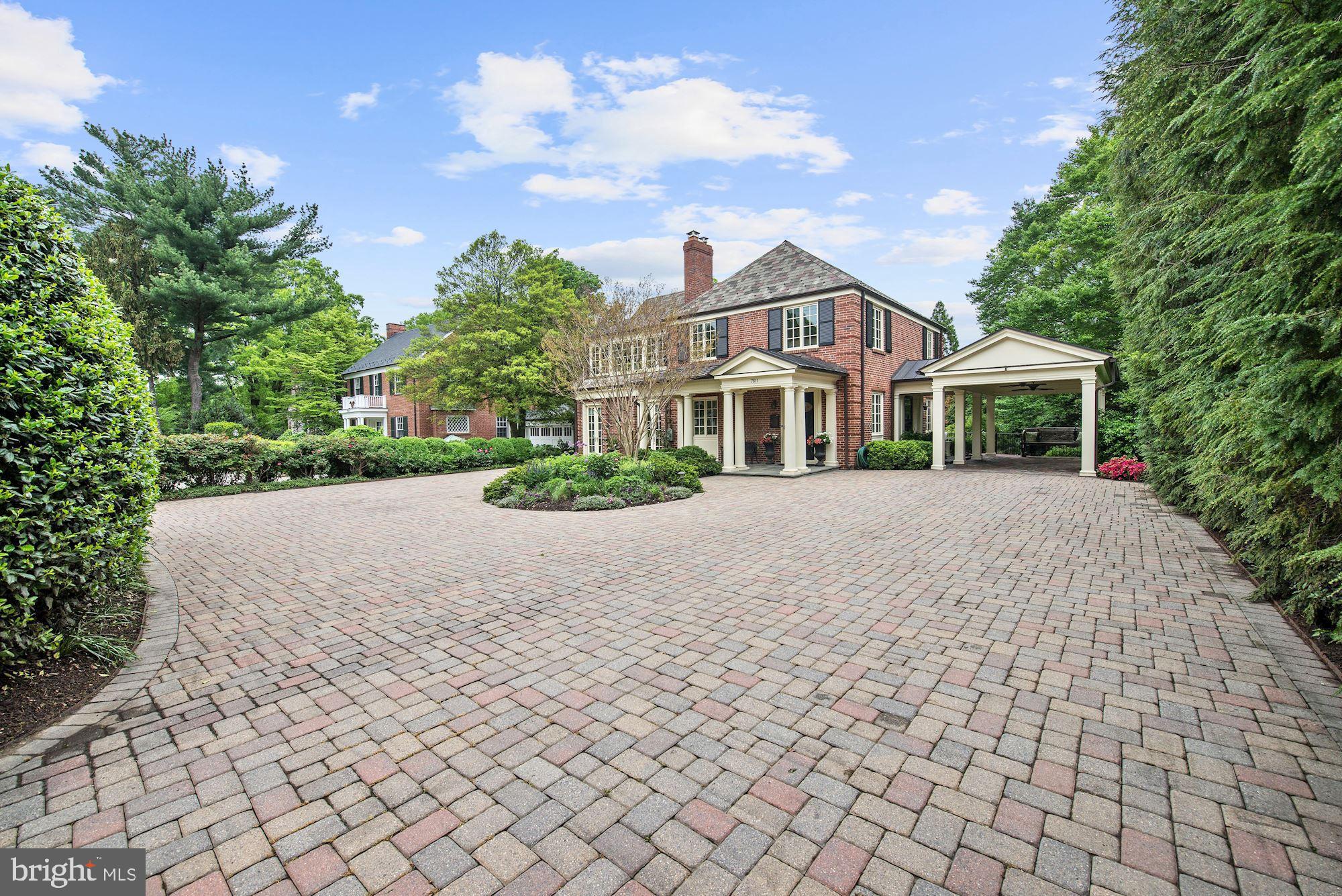 CHEVY CHASE - Residential