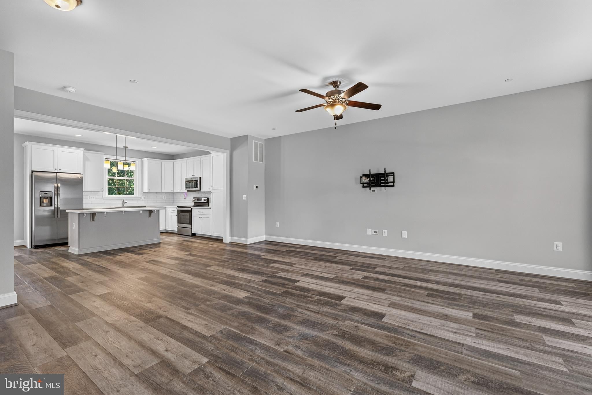 1038 RYE DRIVE