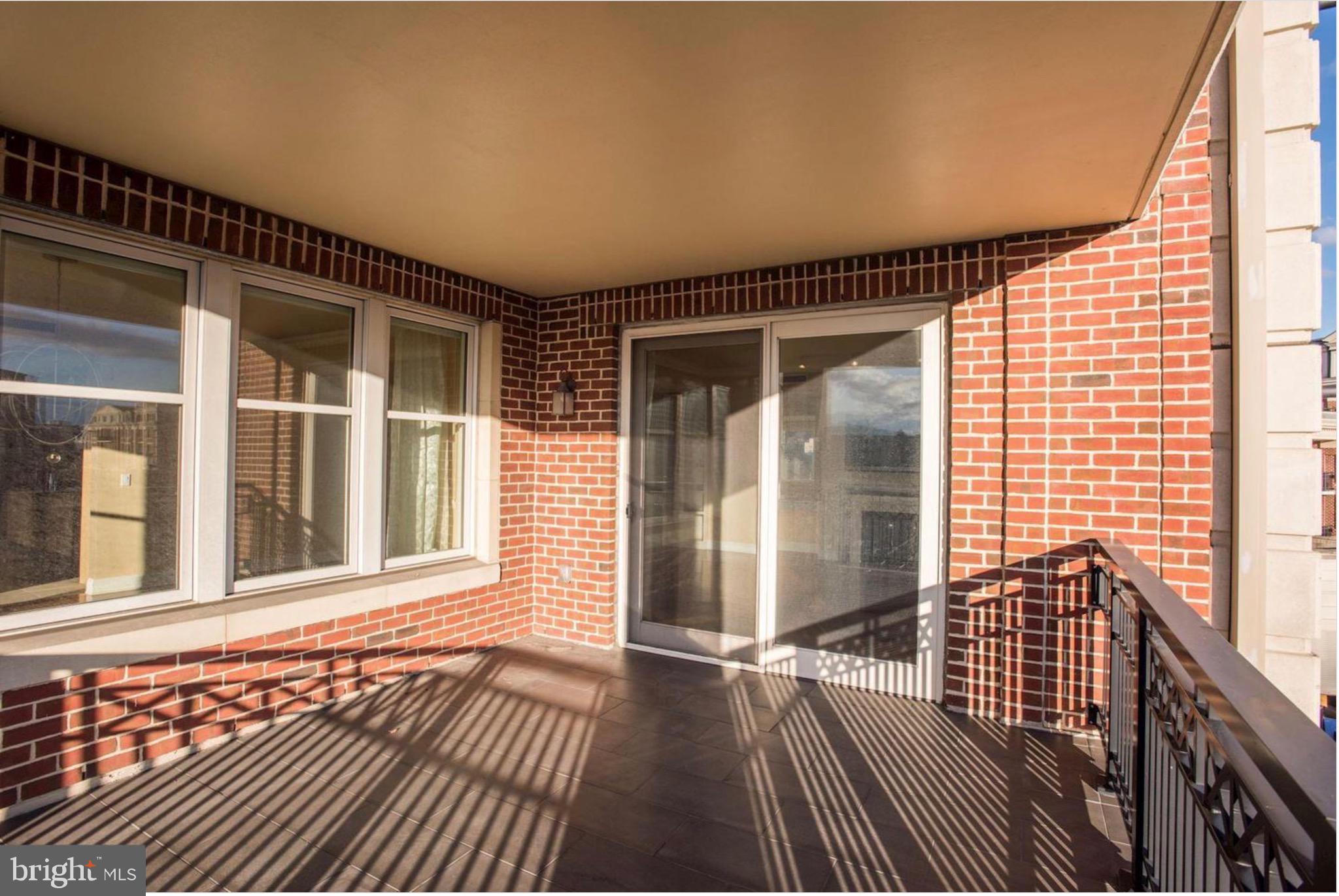 INNER HARBOR - Residential Lease