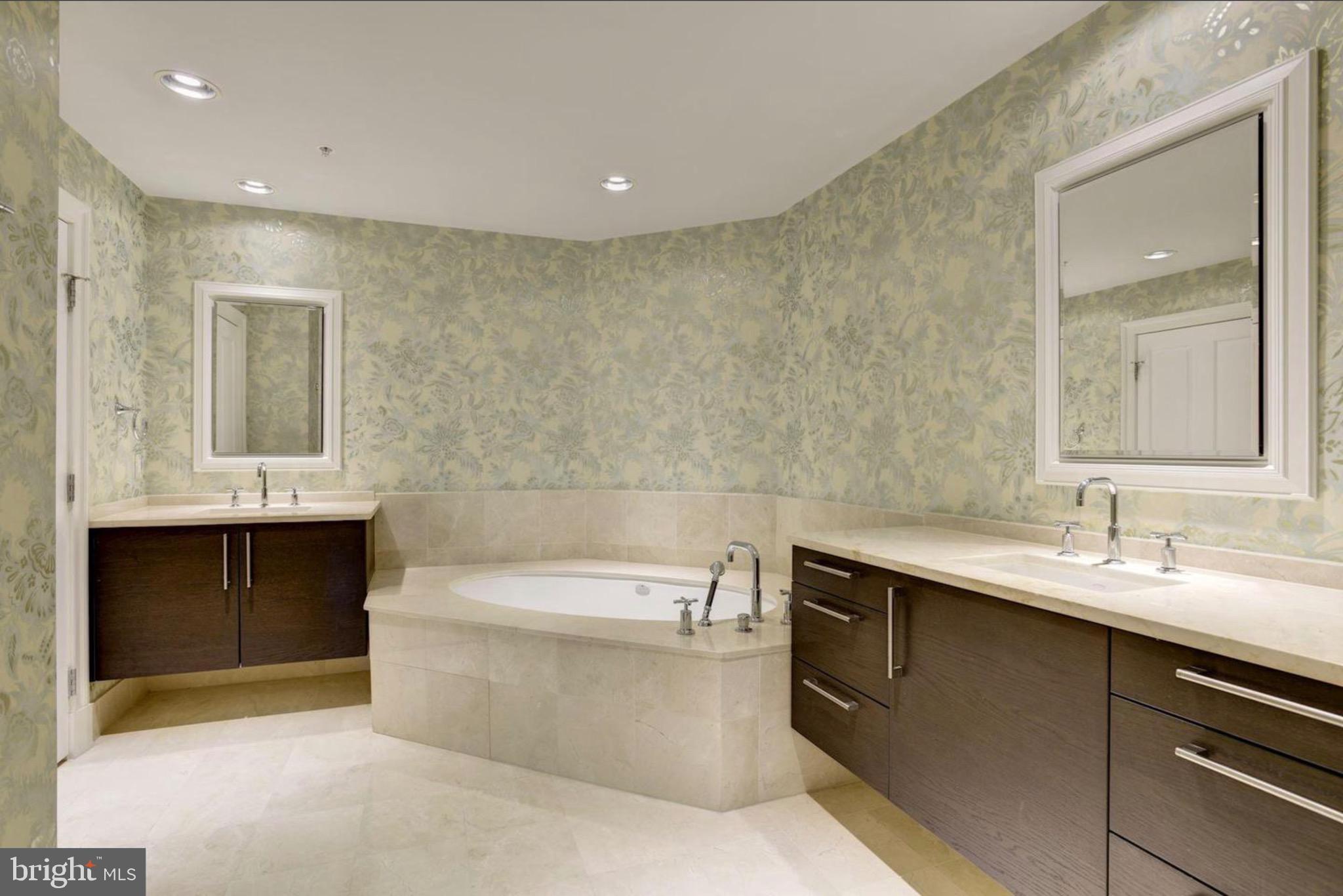 INNER HARBOR - Residential Lease