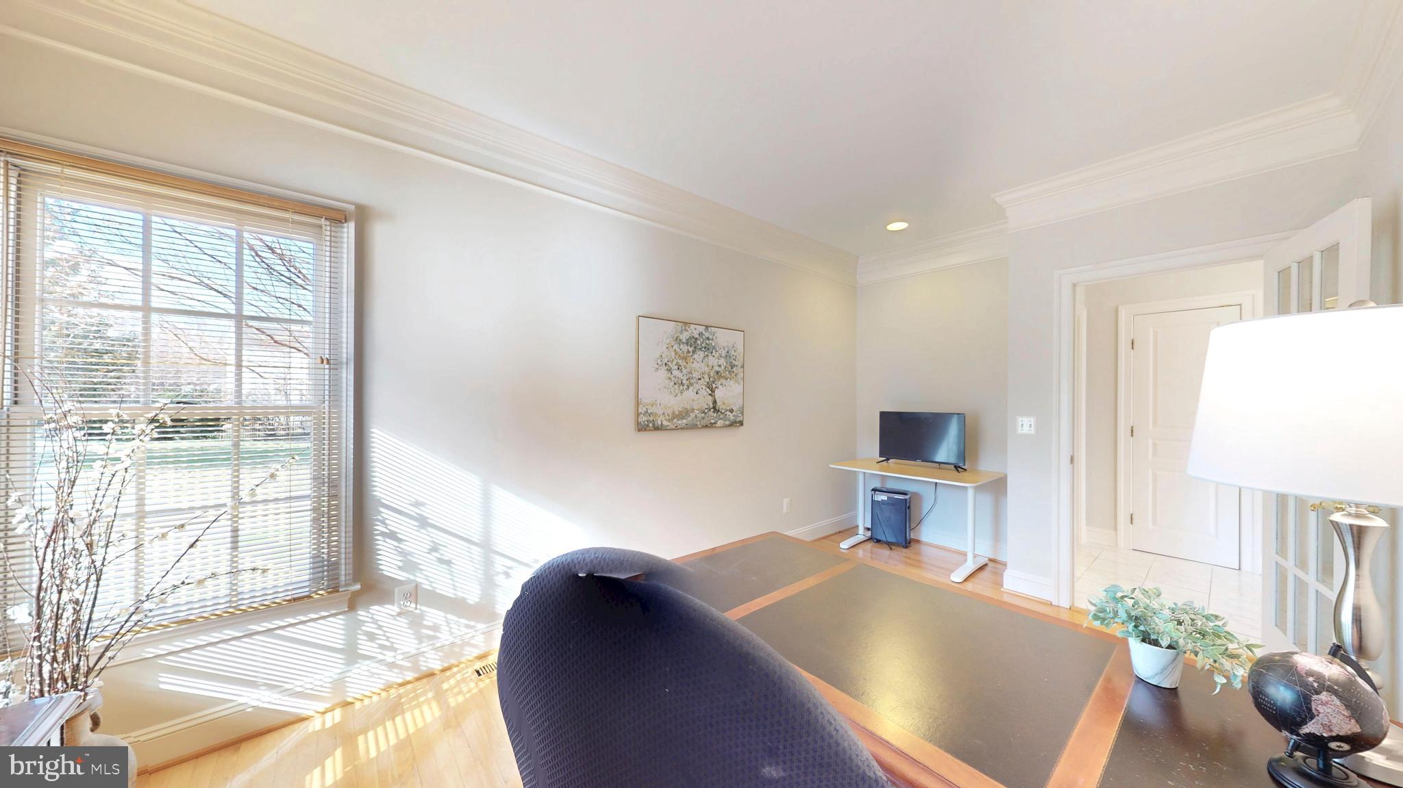 GREAT FALLS GLEN - Residential