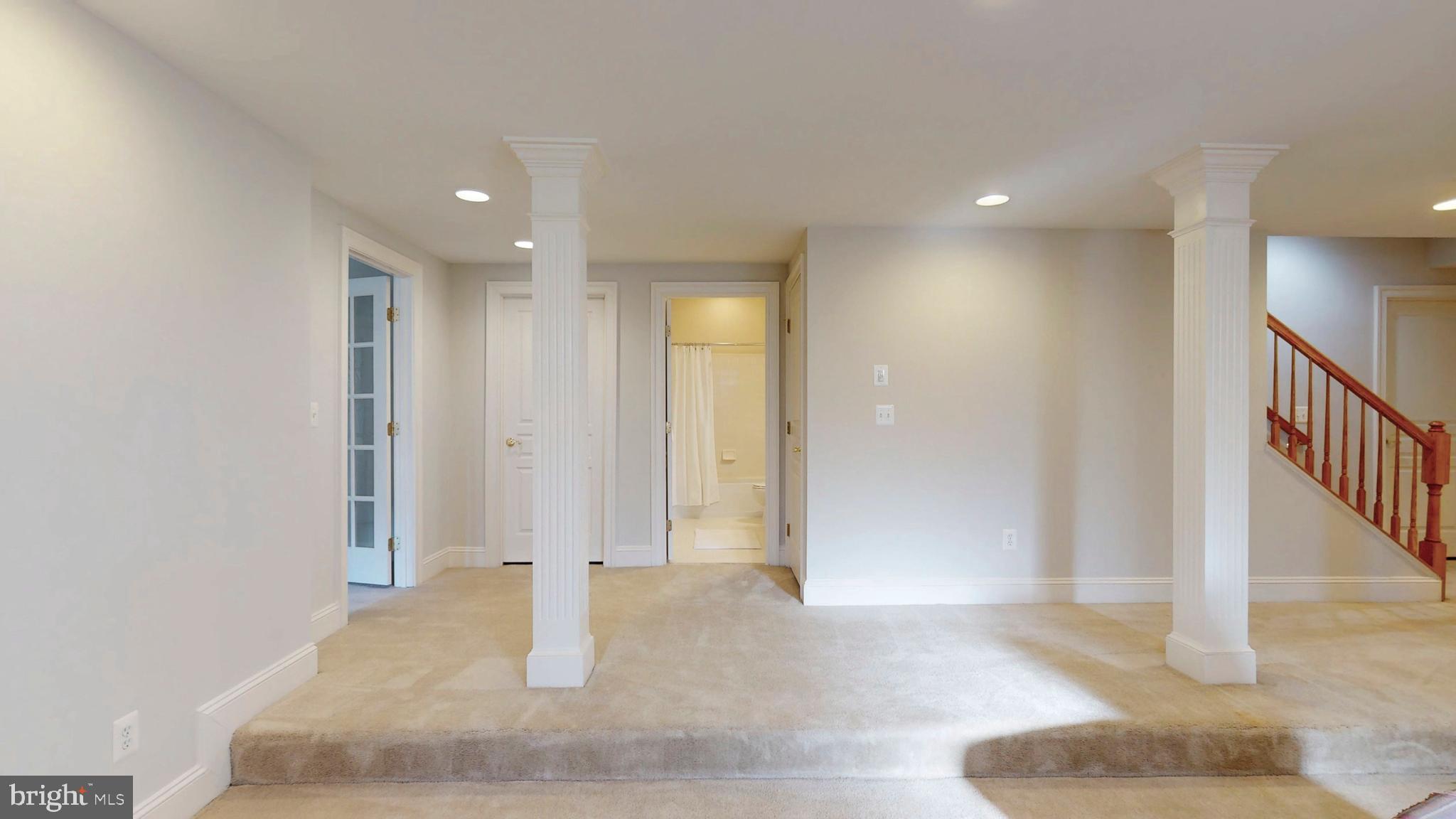 GREAT FALLS GLEN - Residential