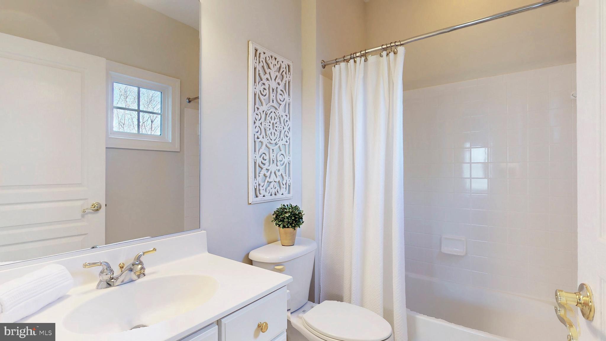 GREAT FALLS GLEN - Residential