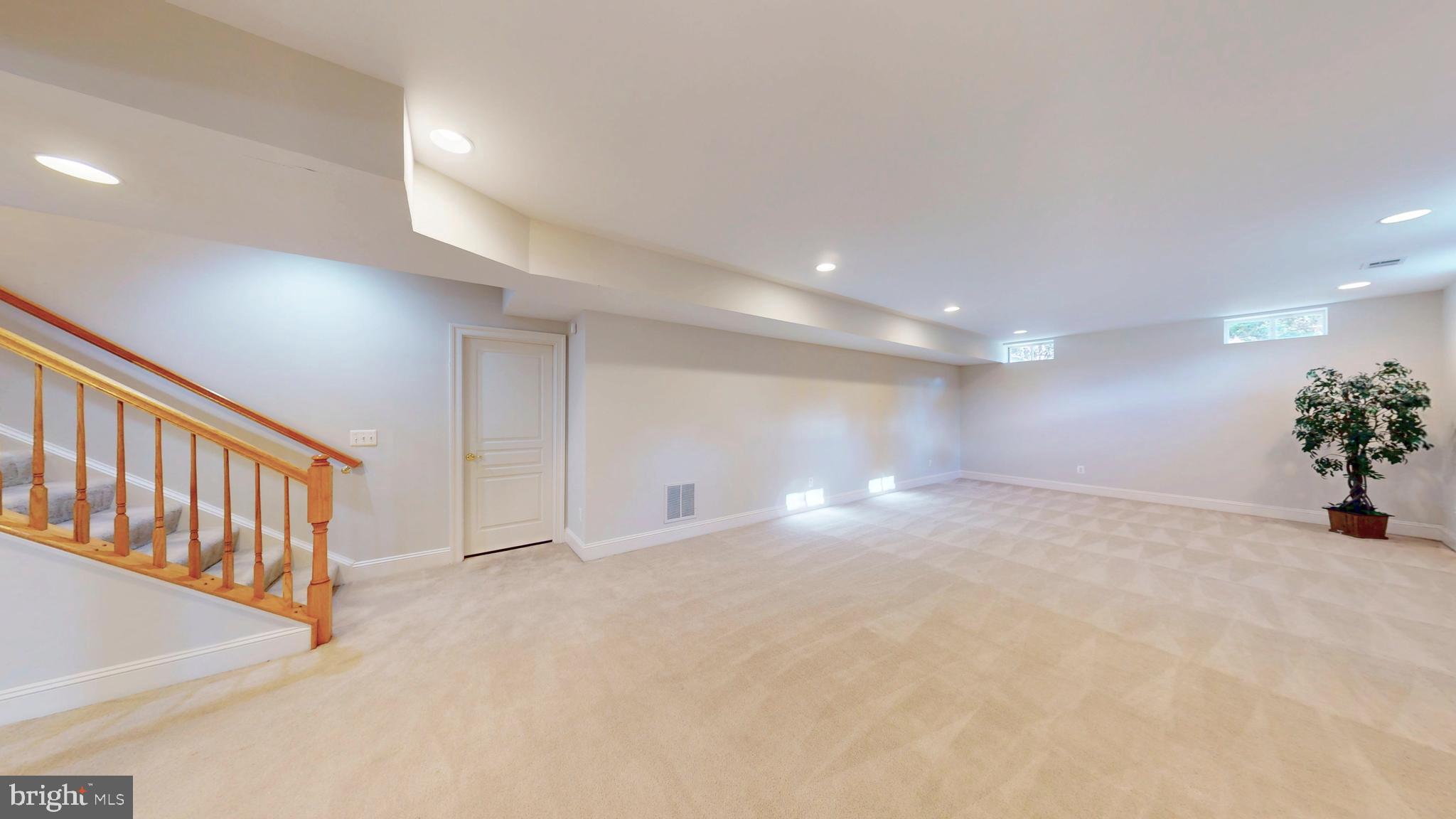 GREAT FALLS GLEN - Residential