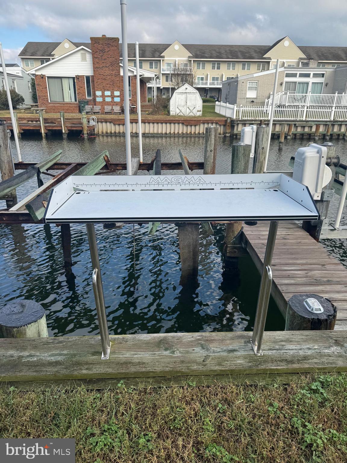 BAYSIDE KEYS - Residential