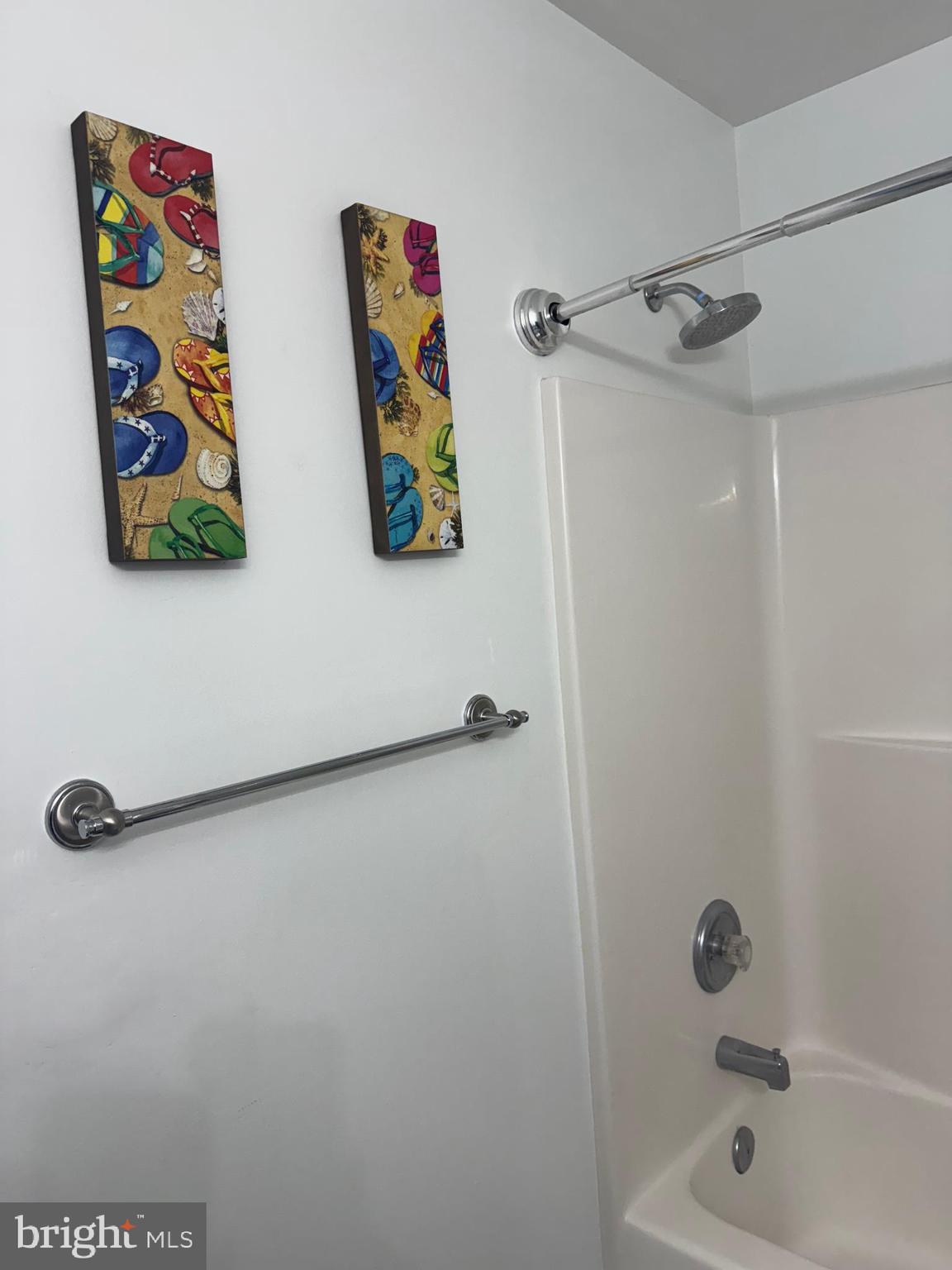 BAYSIDE KEYS - Residential