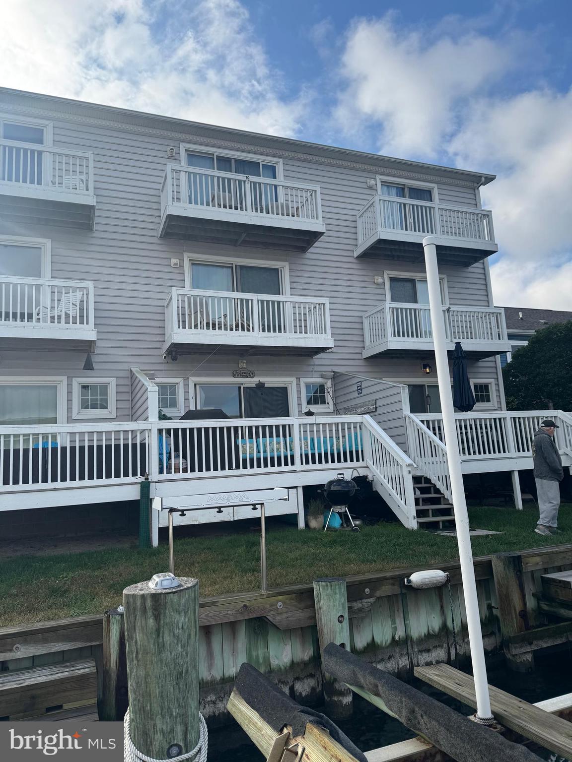 BAYSIDE KEYS - Residential