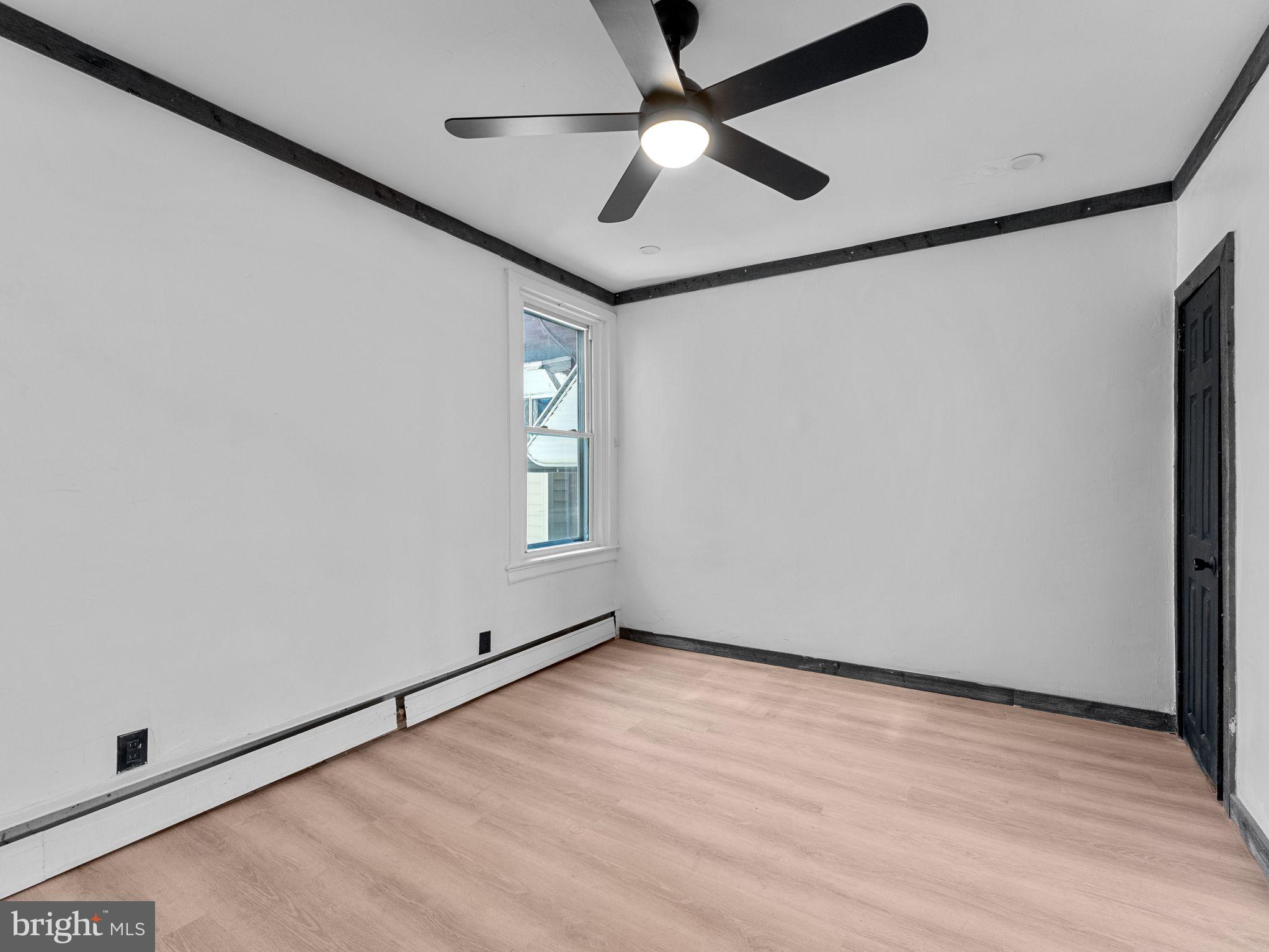 5807 N AMERICAN STREET