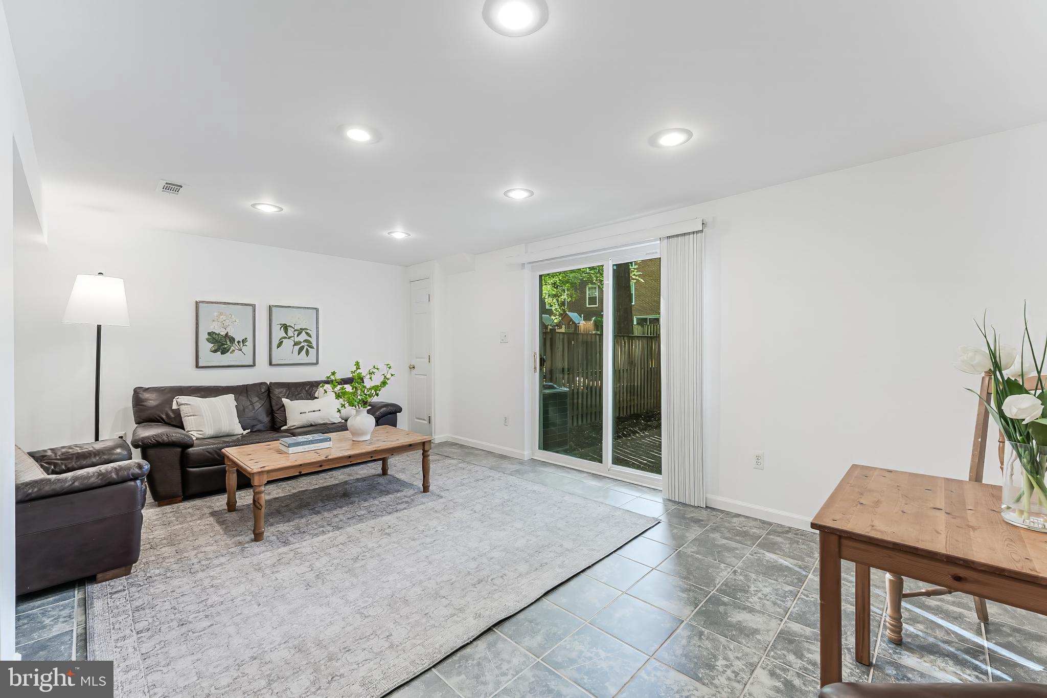 DEEPWOOD - Residential