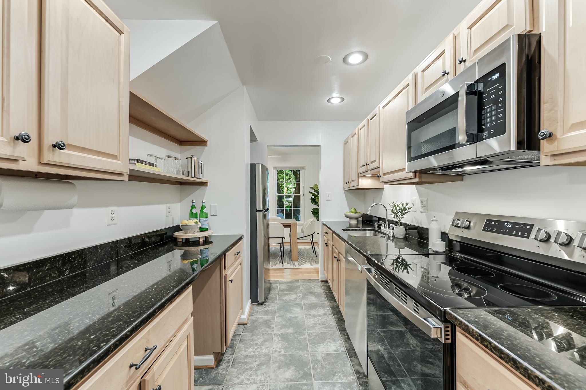 DEEPWOOD - Residential